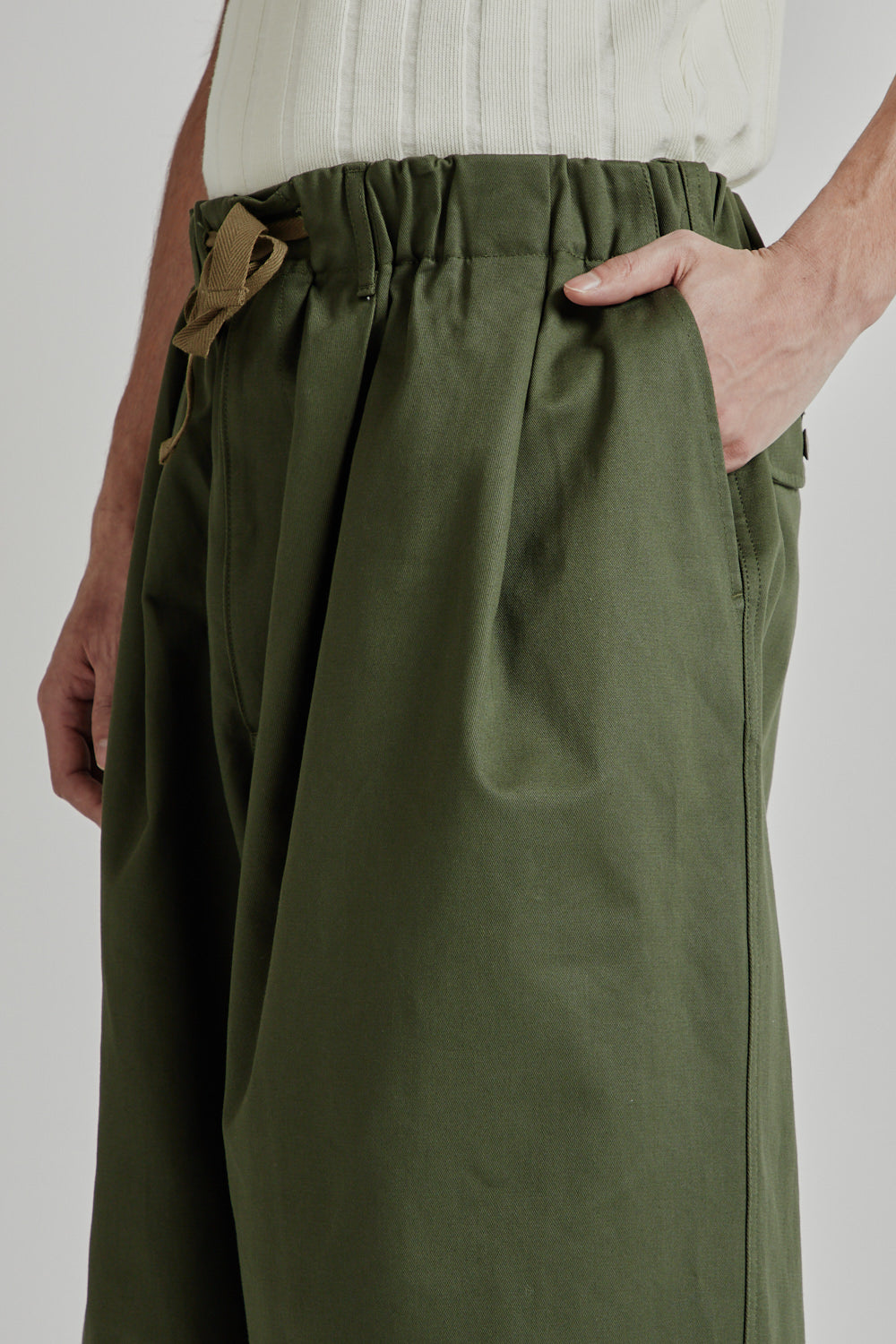 Is-Ness Balloon EZ Pants Khaki 09