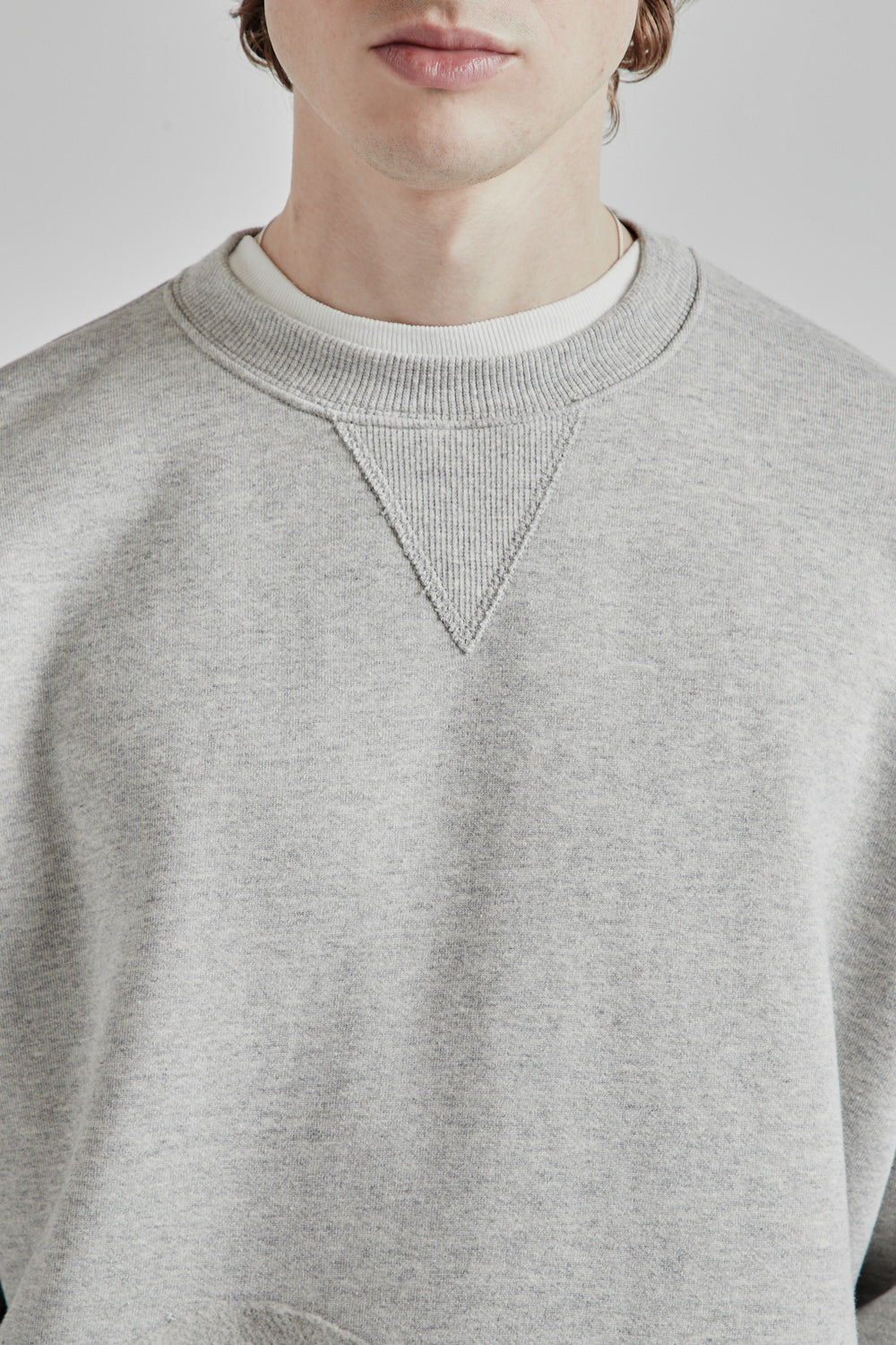 Is-Ness Needle Punch Sweatshirt Gray 06