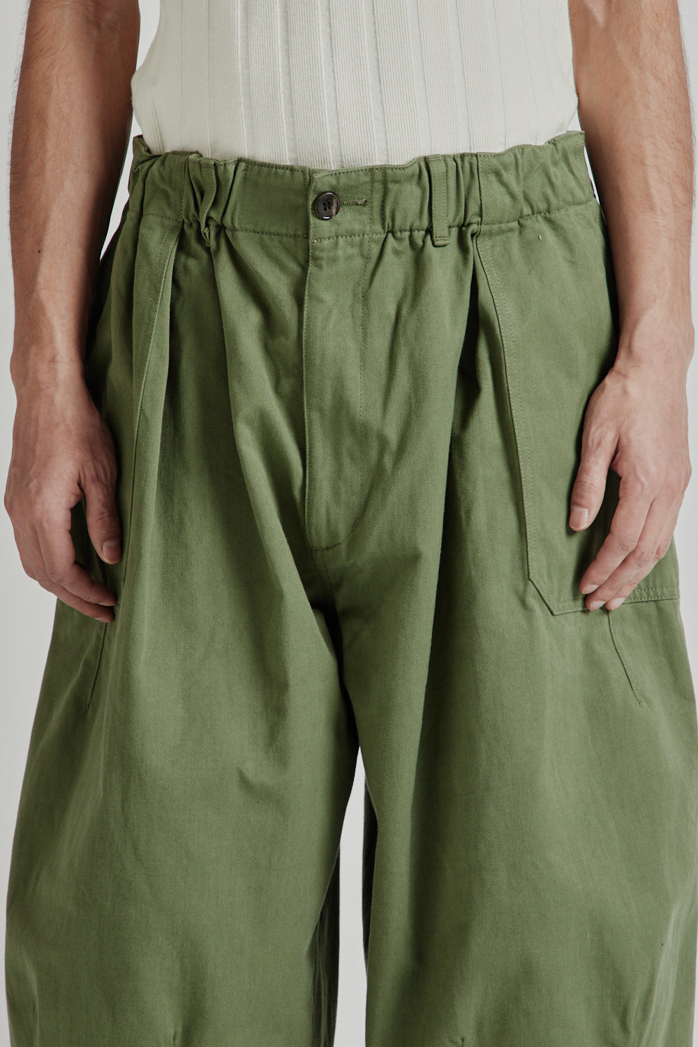 Is-ness Balloon Baker Pant Khaki 12