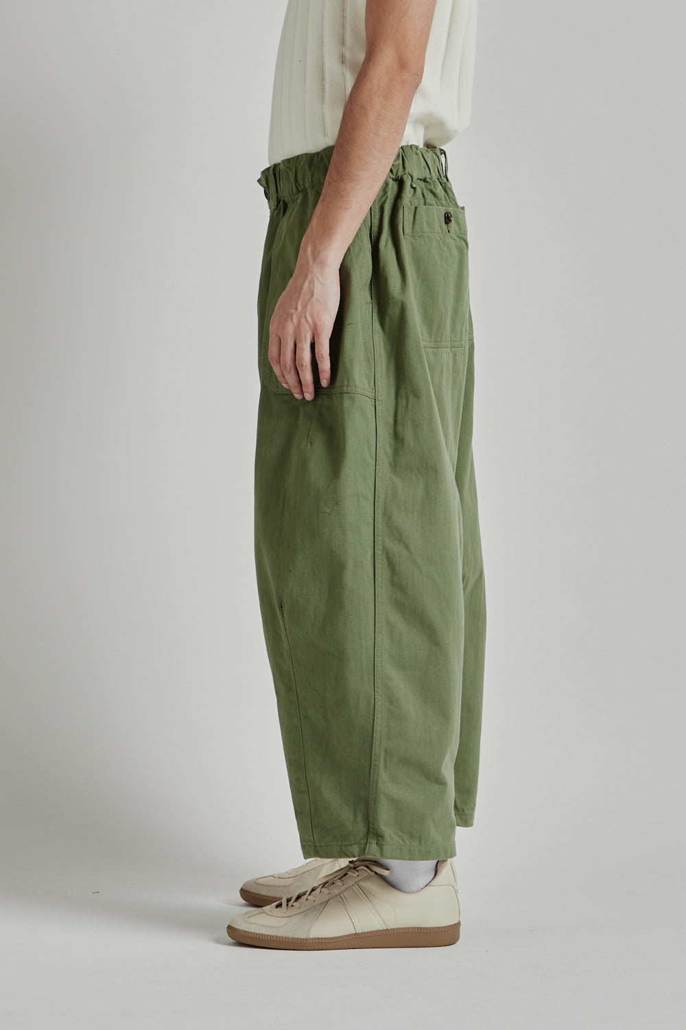 Is-ness Balloon Baker Pant Khaki 9