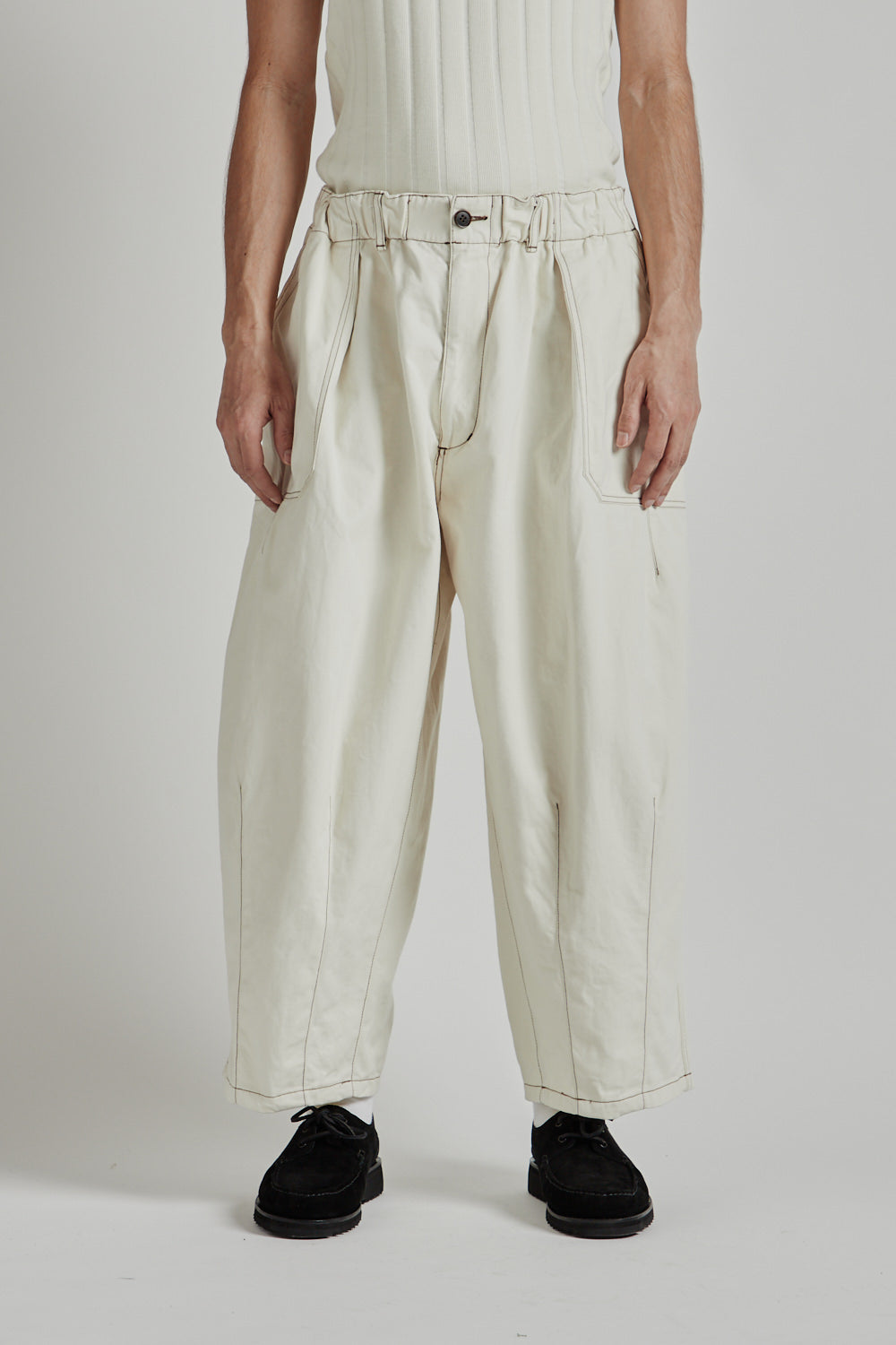 Is-ness Balloon Baker Pant Off White 5