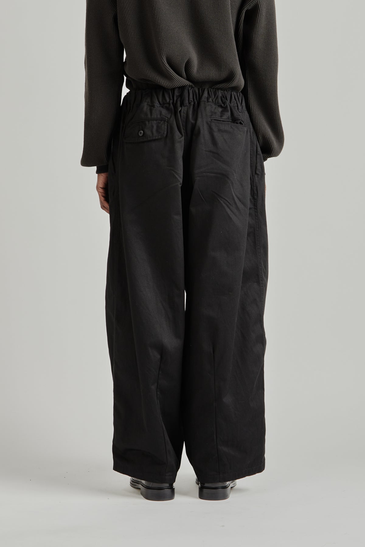Is-ness FW26 Balloon EZ Pants Black0191