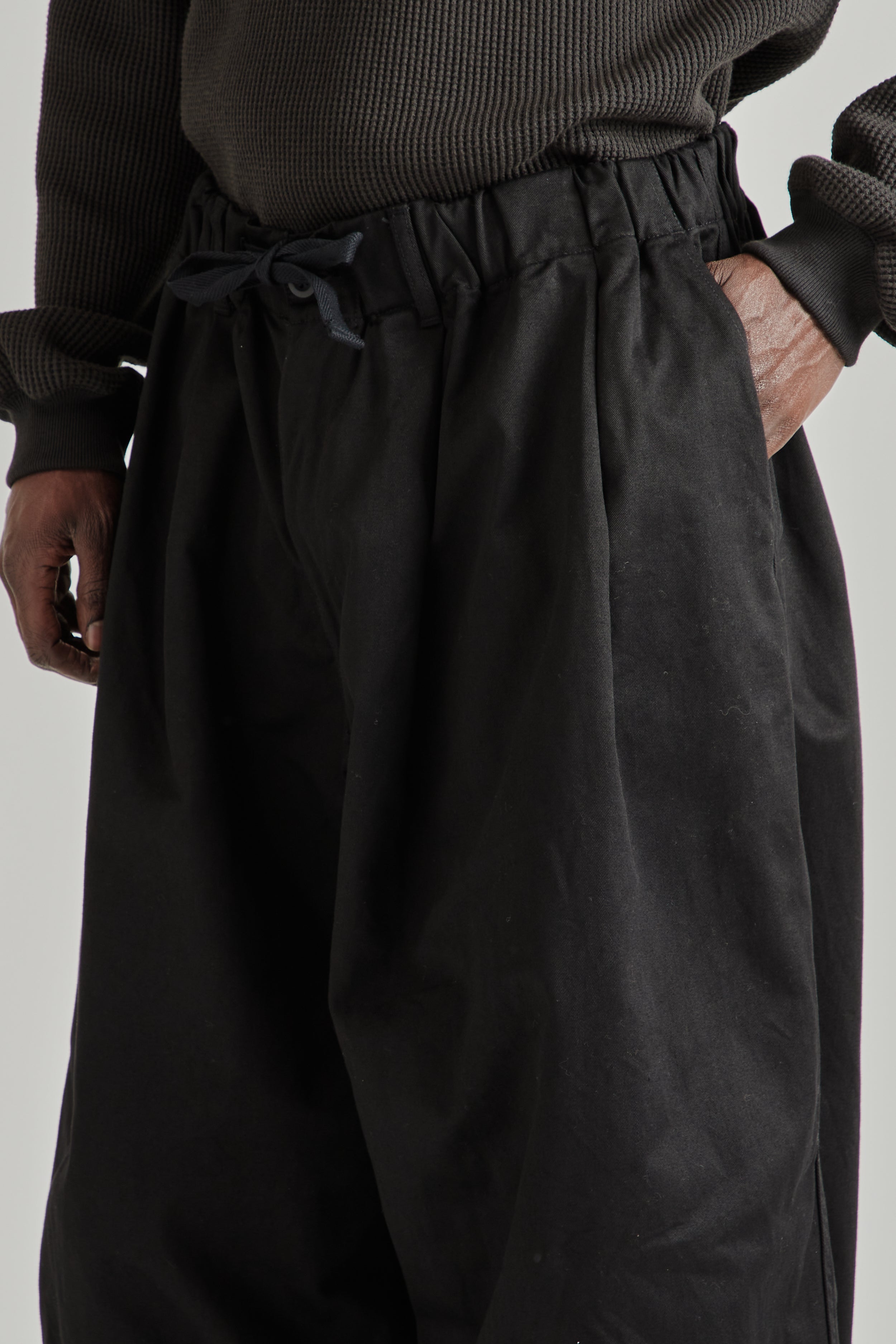 is-ness Balloon EZ Pants - Black | Wallace Mercantile Shop