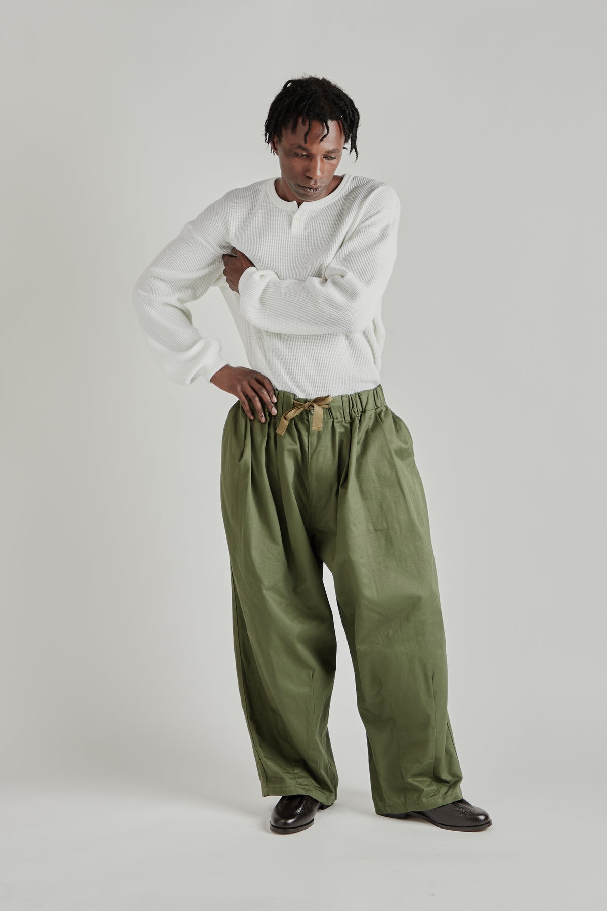 Is-ness FW26 Balloon EZ Pants Khaki0082