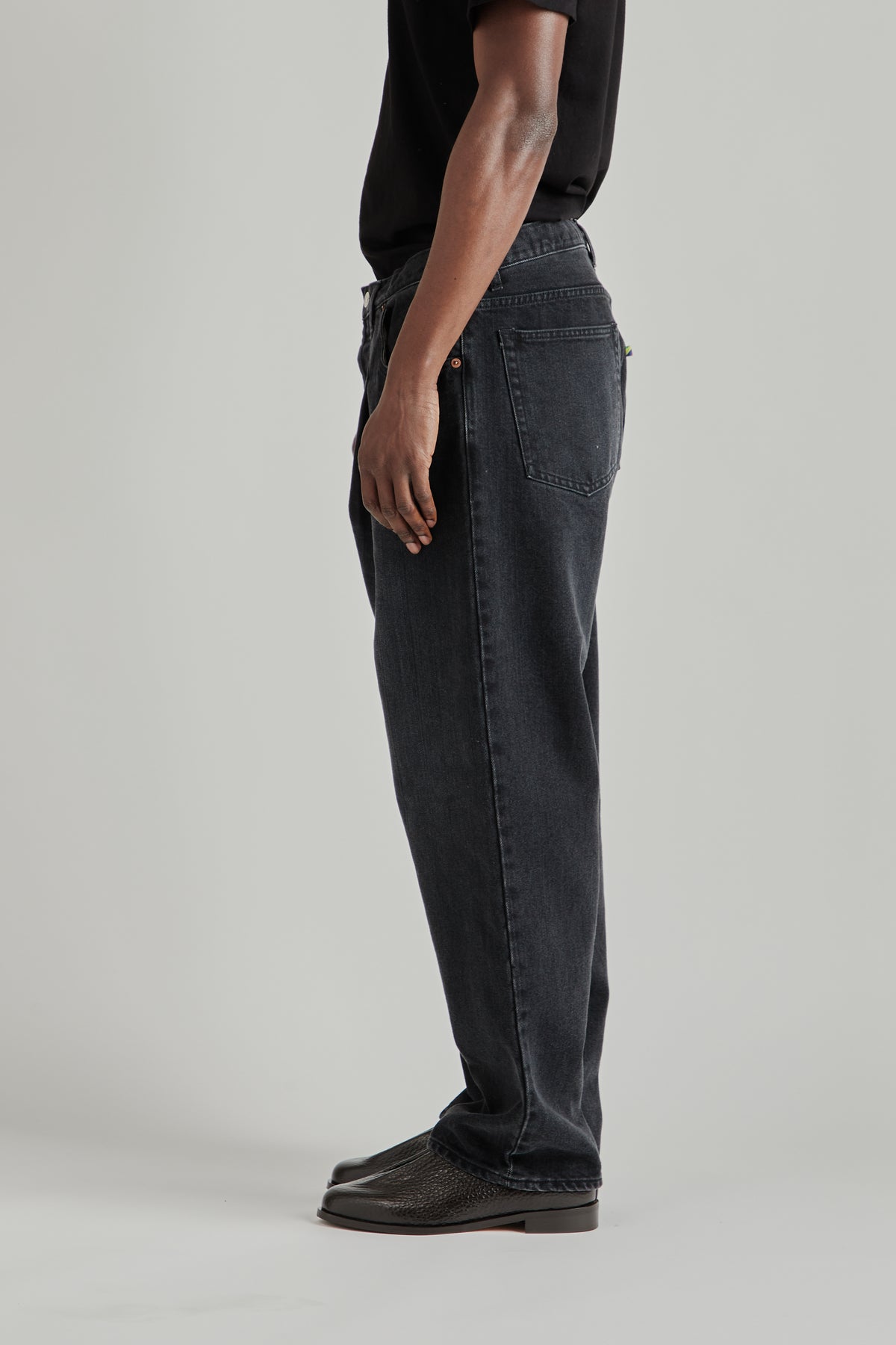 Selvedge 5‑Pocket Enzyme‑Washed Denim Pants - Black