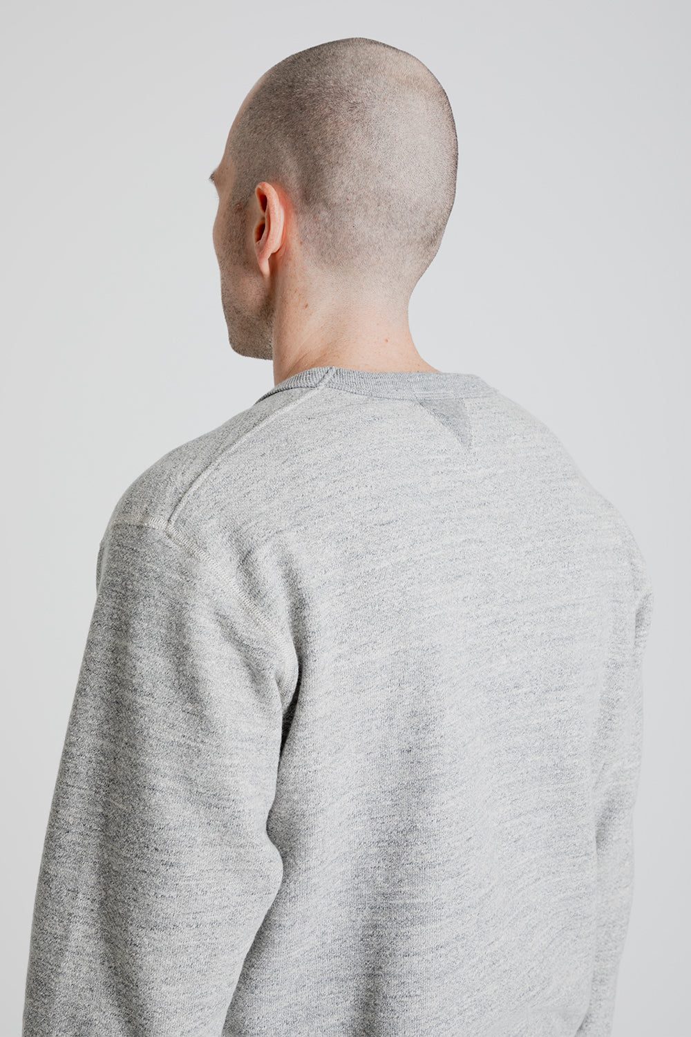 Jackman GG Sweat Crewneck in Heather Gray | Wallace Mercantile Shop