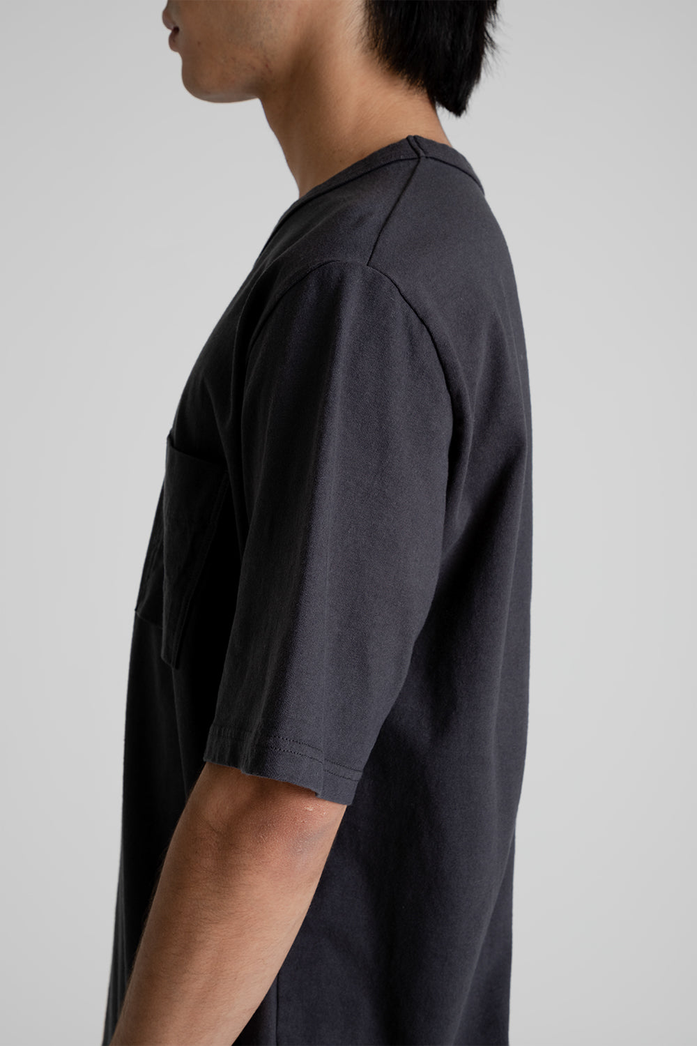 Jackman Pocket T-Shirt in Ink Black