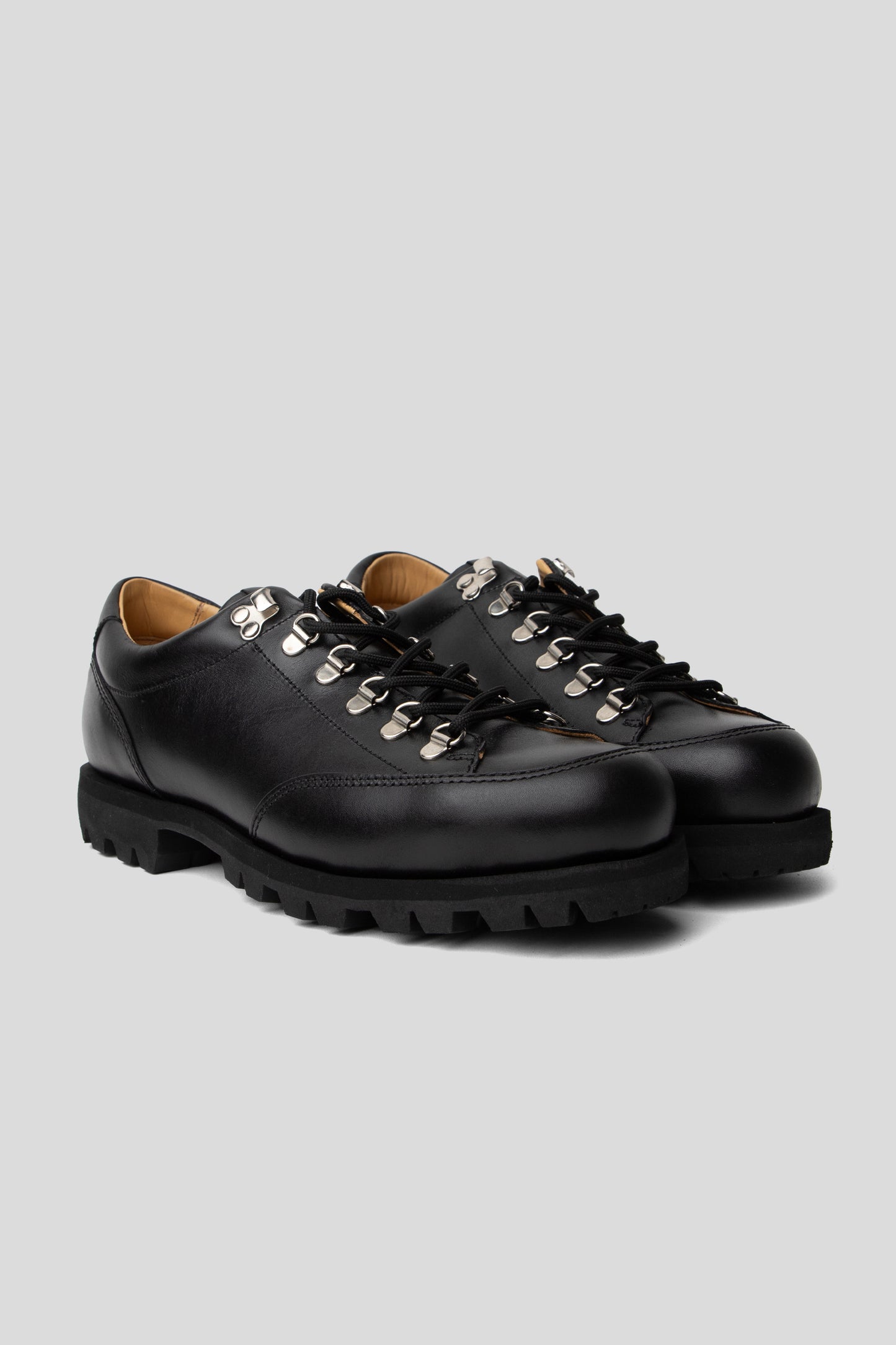 Montana - Black