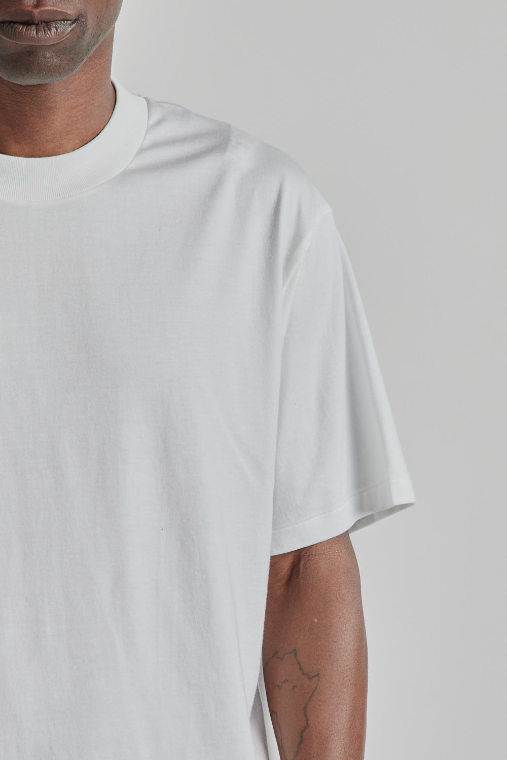 Kaptain Sunshine Suvin Plating S/S Tee - White | Wallace