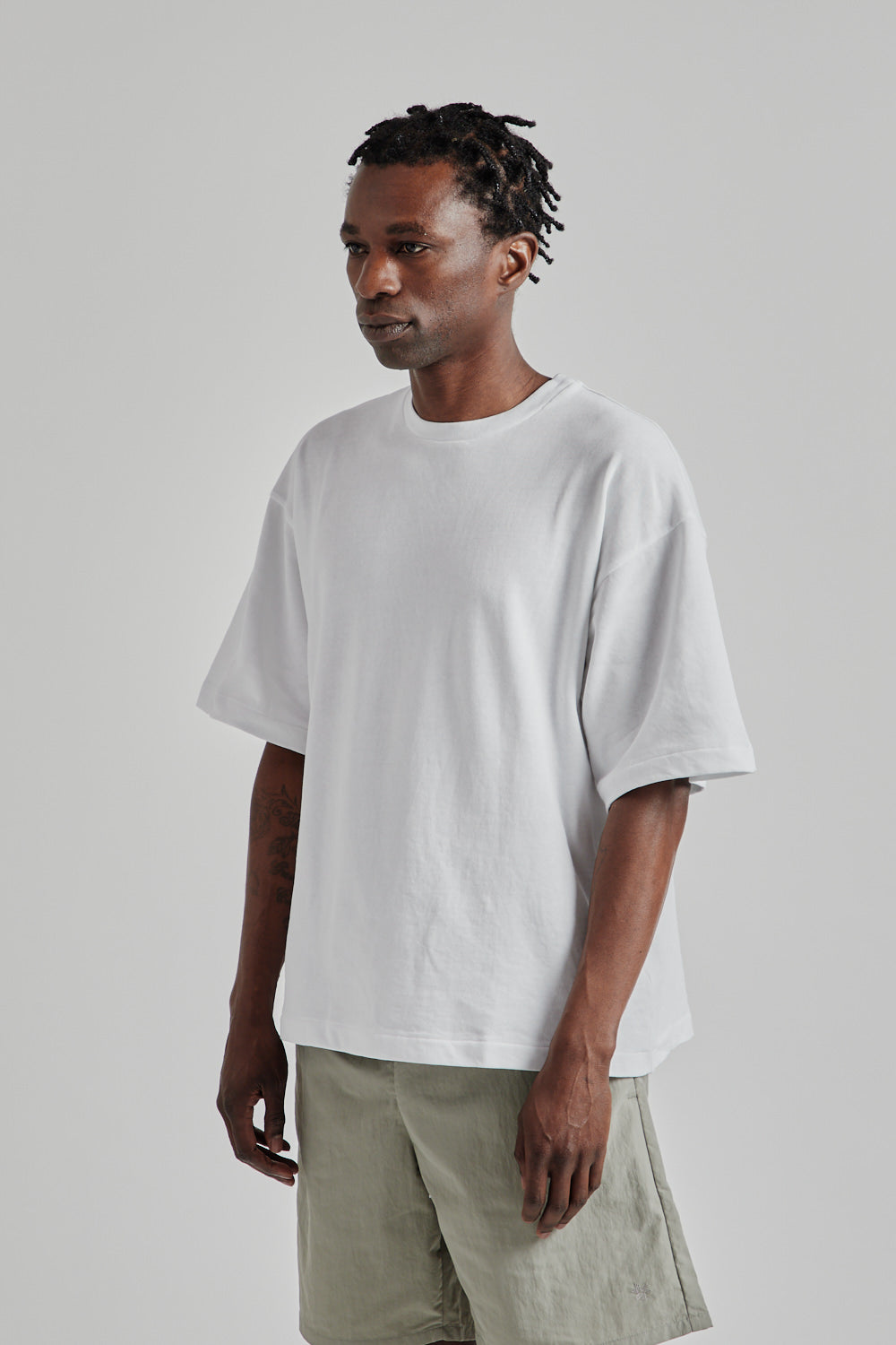Kaptain Sunshine Suvin Supima Tube Tee Light - White | Wallace