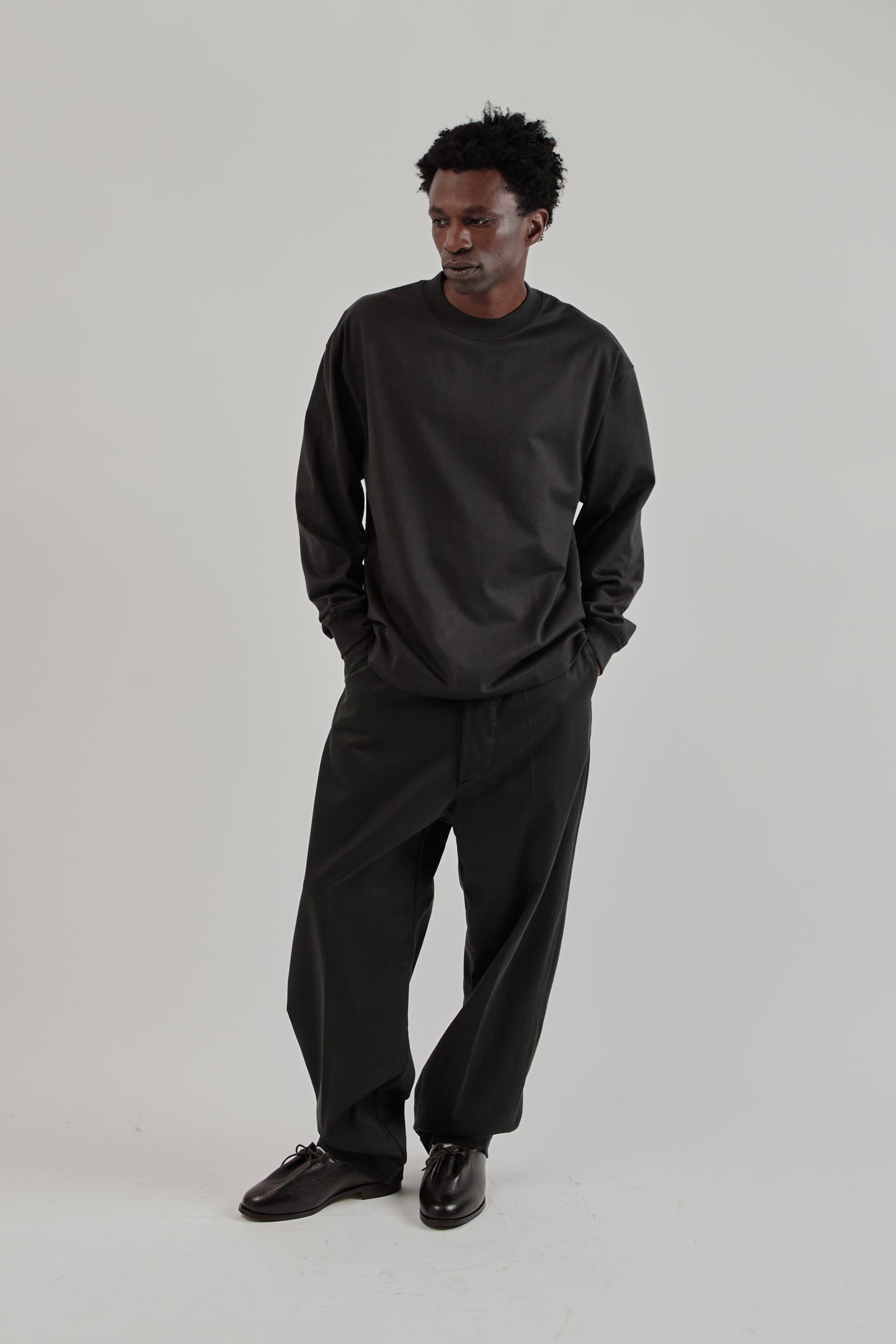 Suvin Supima Tube Long Sleeve Tee Heavy - Ink Black