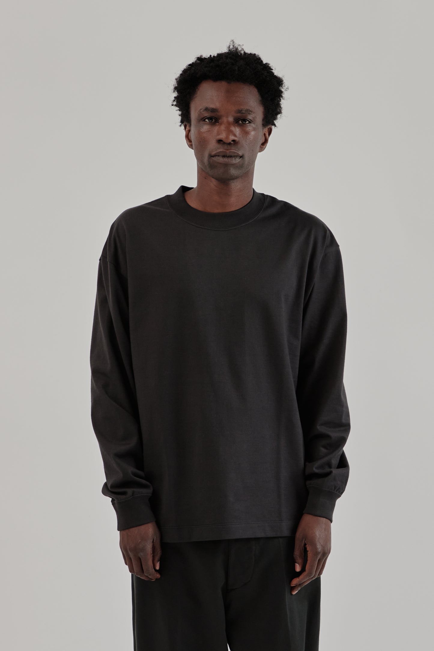 Suvin Supima Tube Long Sleeve Tee Heavy - Ink Black