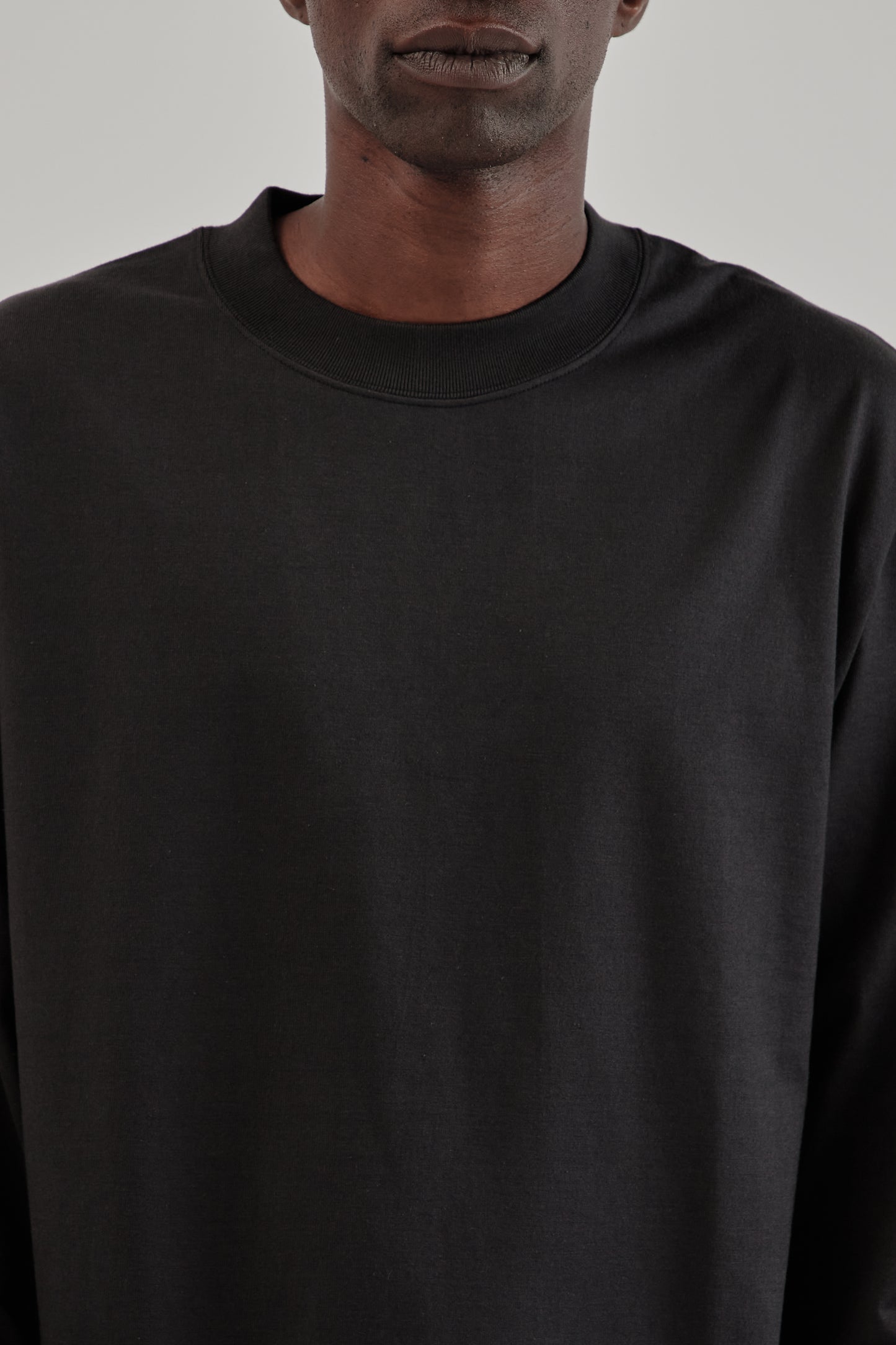 Suvin Supima Tube Long Sleeve Tee Heavy - Ink Black