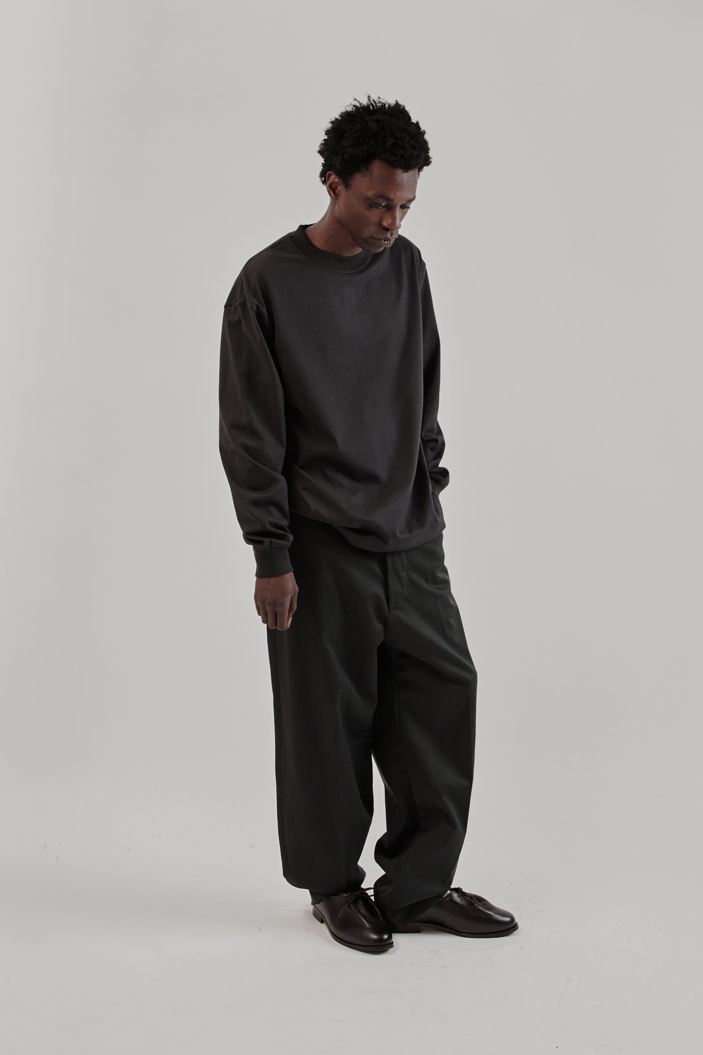 Suvin Supima Tube Long Sleeve Tee Heavy - Ink Black