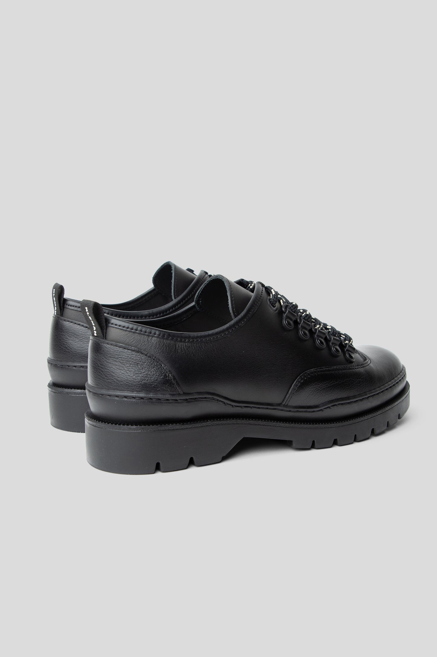 Courrier CG - Black