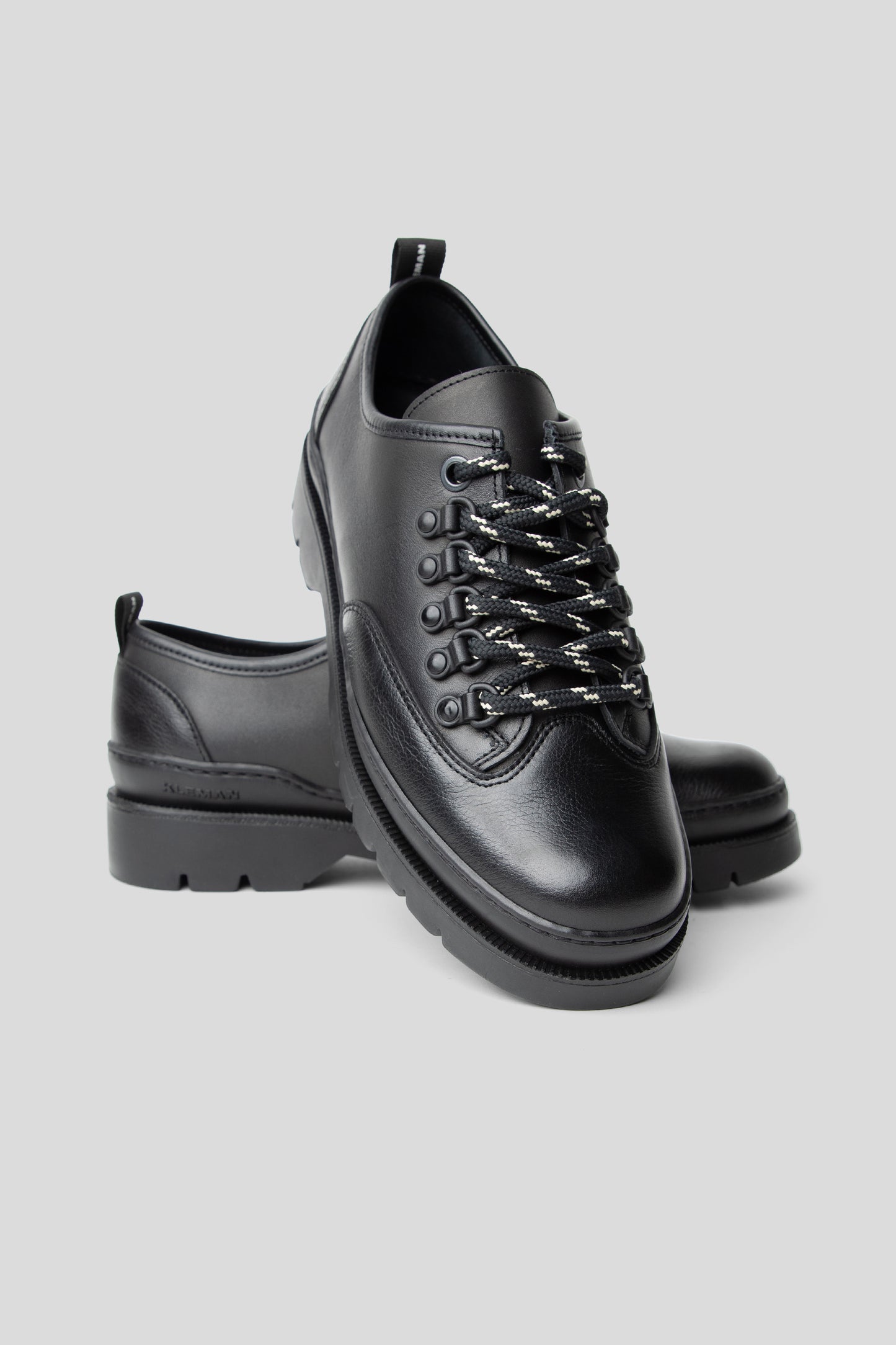 Courrier CG - Black