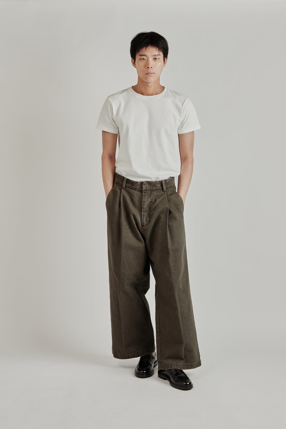 Merely Washed Canvas Flared Pants - Vintage Umber