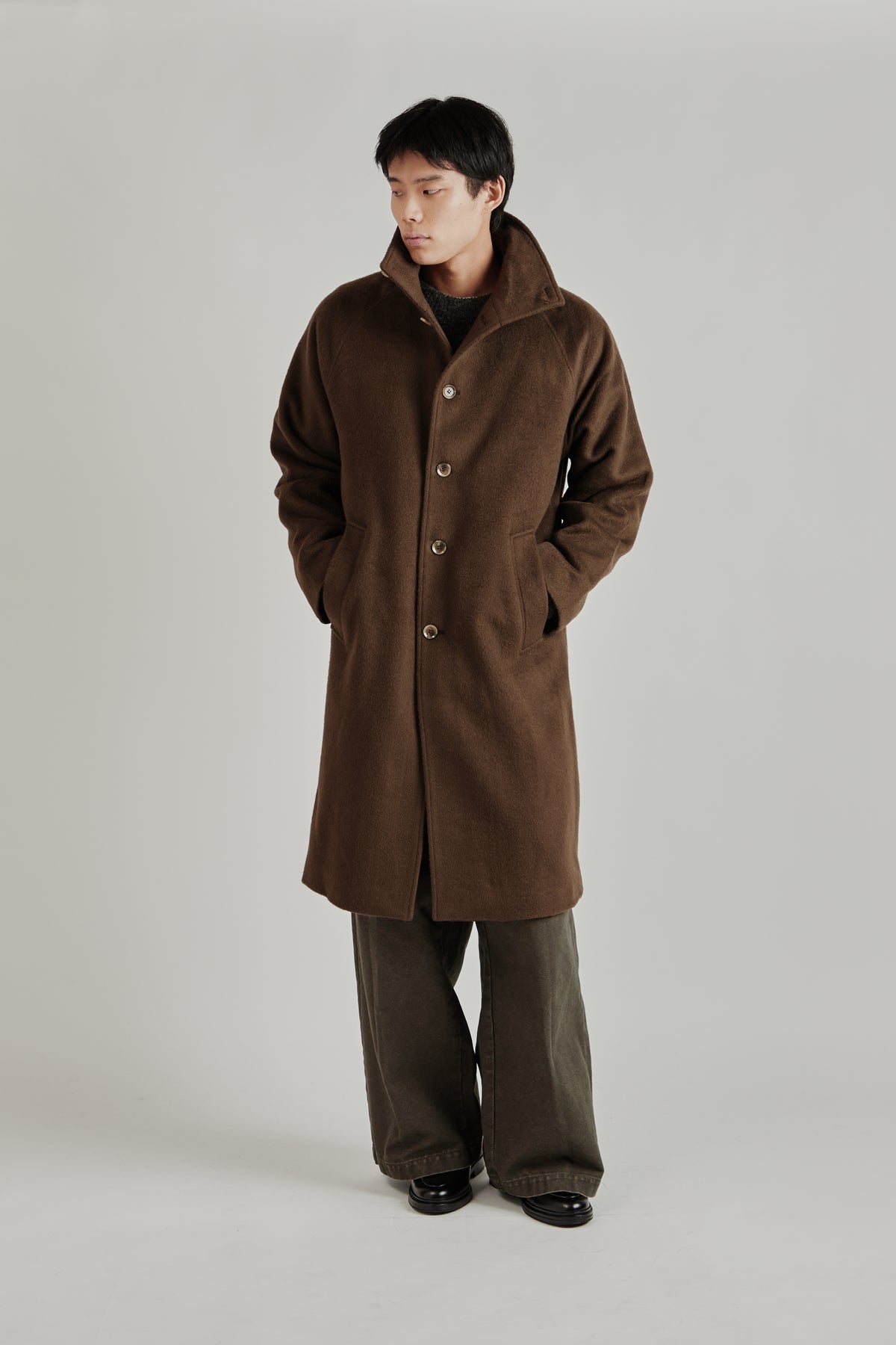 Merely Wool Flannel Raglan Coat - Smoked Olive