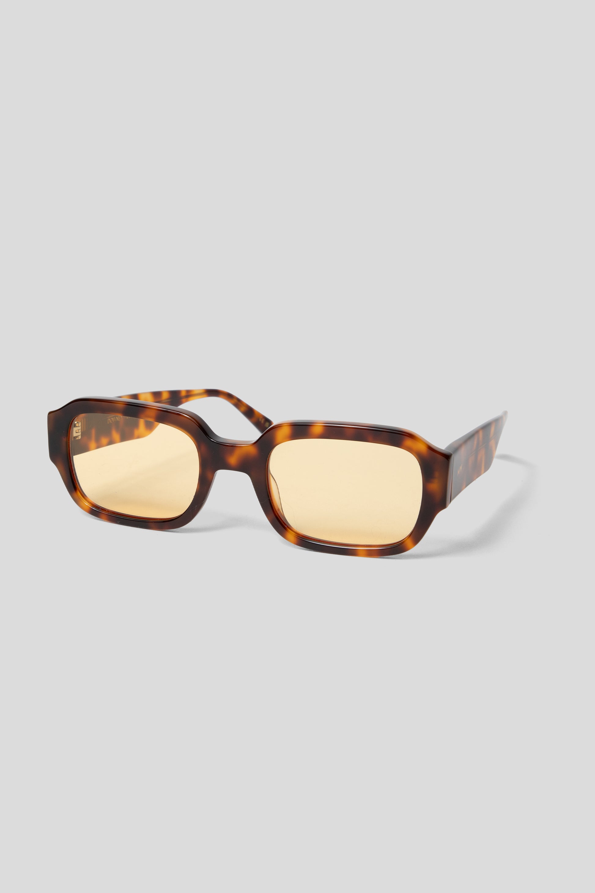MessyWeekend Downey Tortoise Yellow 01