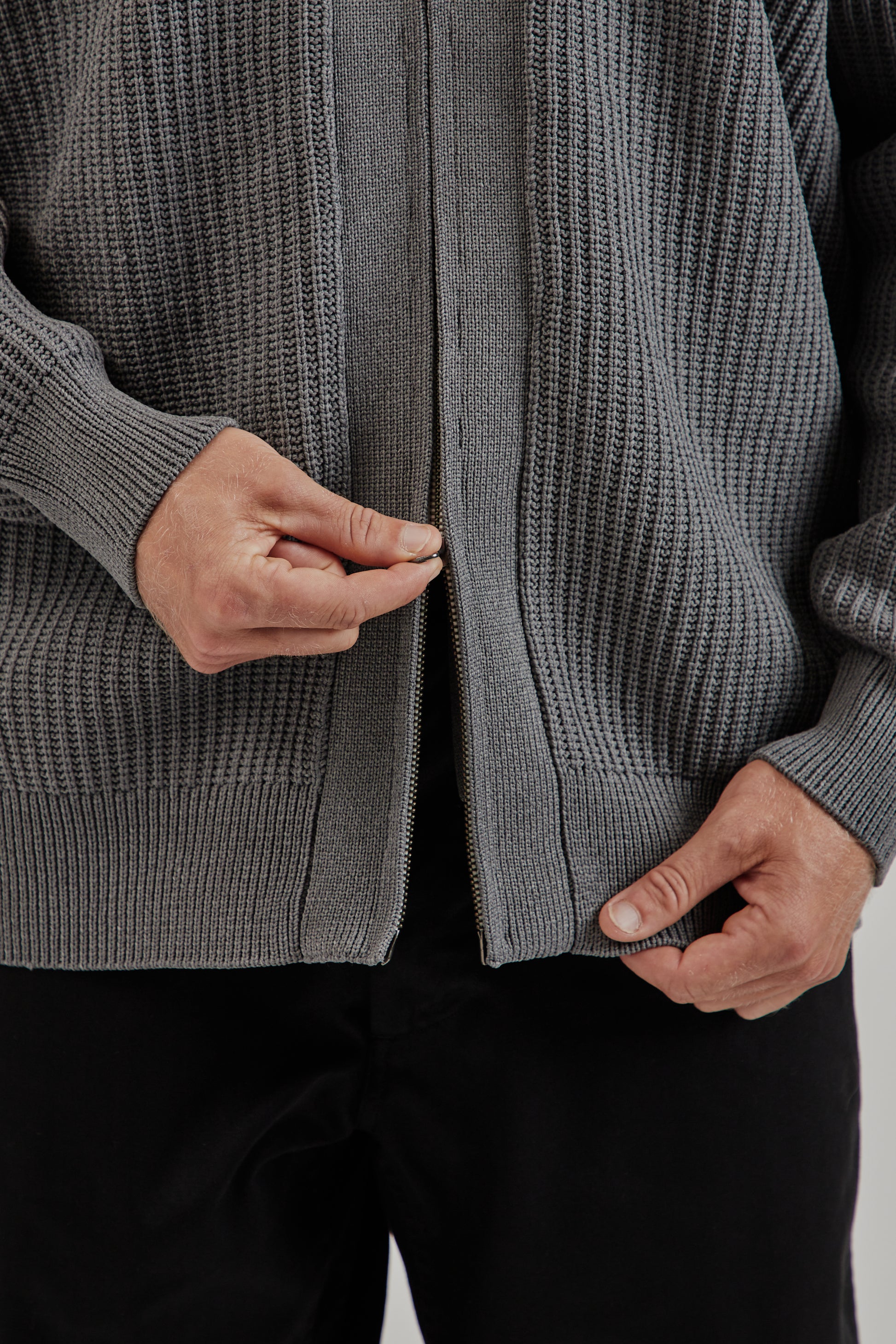 Nanamica FW25 5G Zip Cardigan Heather Gray 10