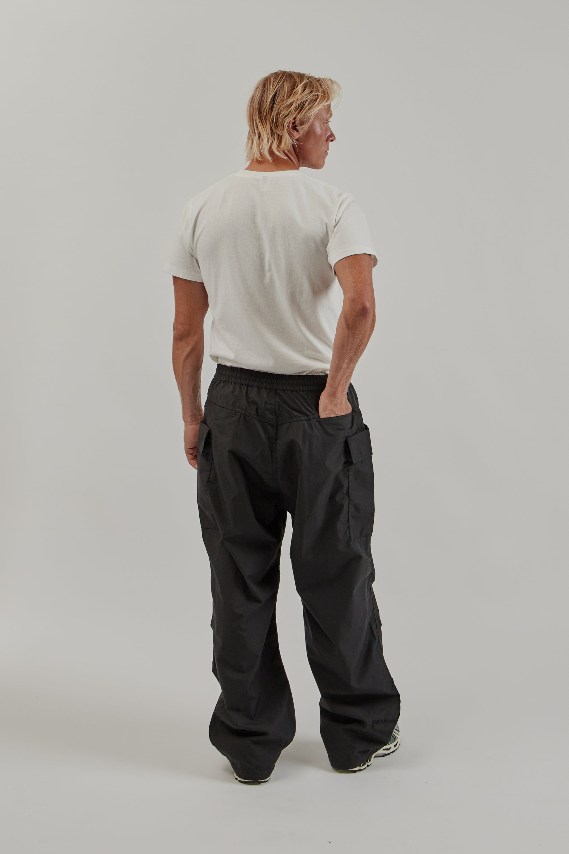 Nanamica FW25 Cargo Deck Pants Black 11