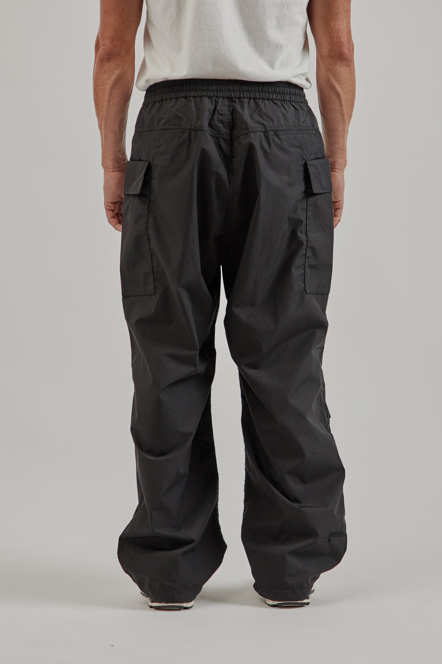Nanamica FW25 Cargo Deck Pants Black 4