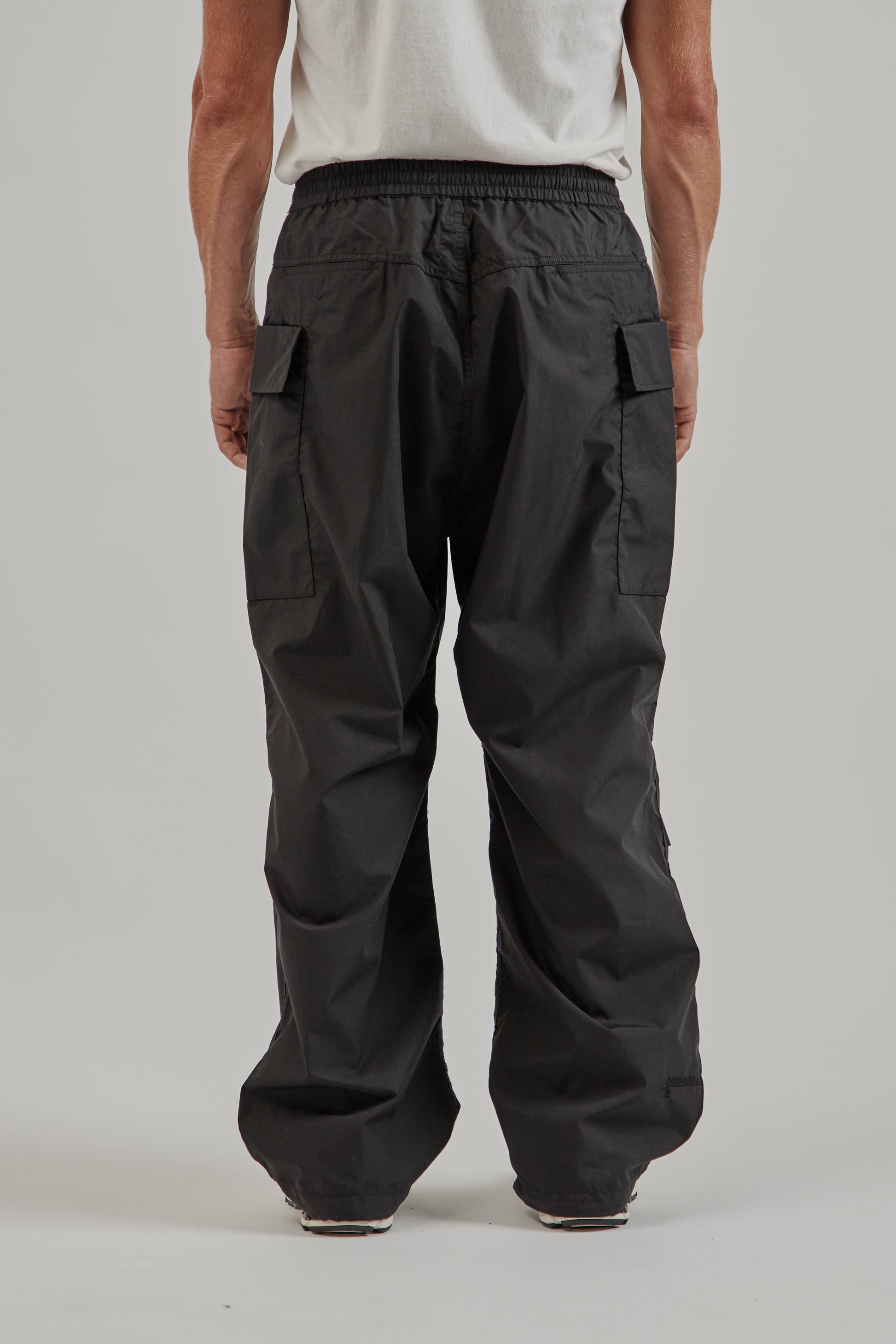 Nanamica FW25 Cargo Deck Pants Black 4