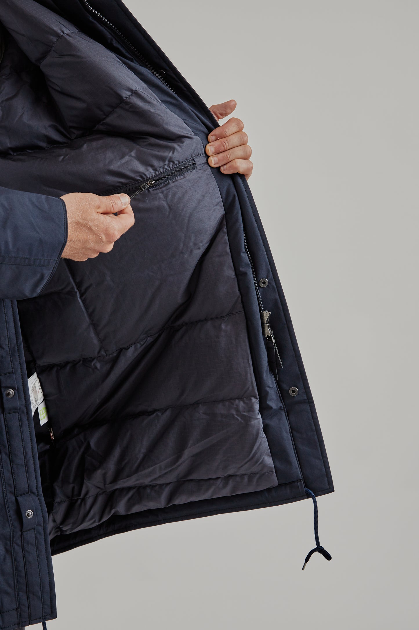 Nanamica FW25 Gore-Tex Long Down Coat Navy 14
