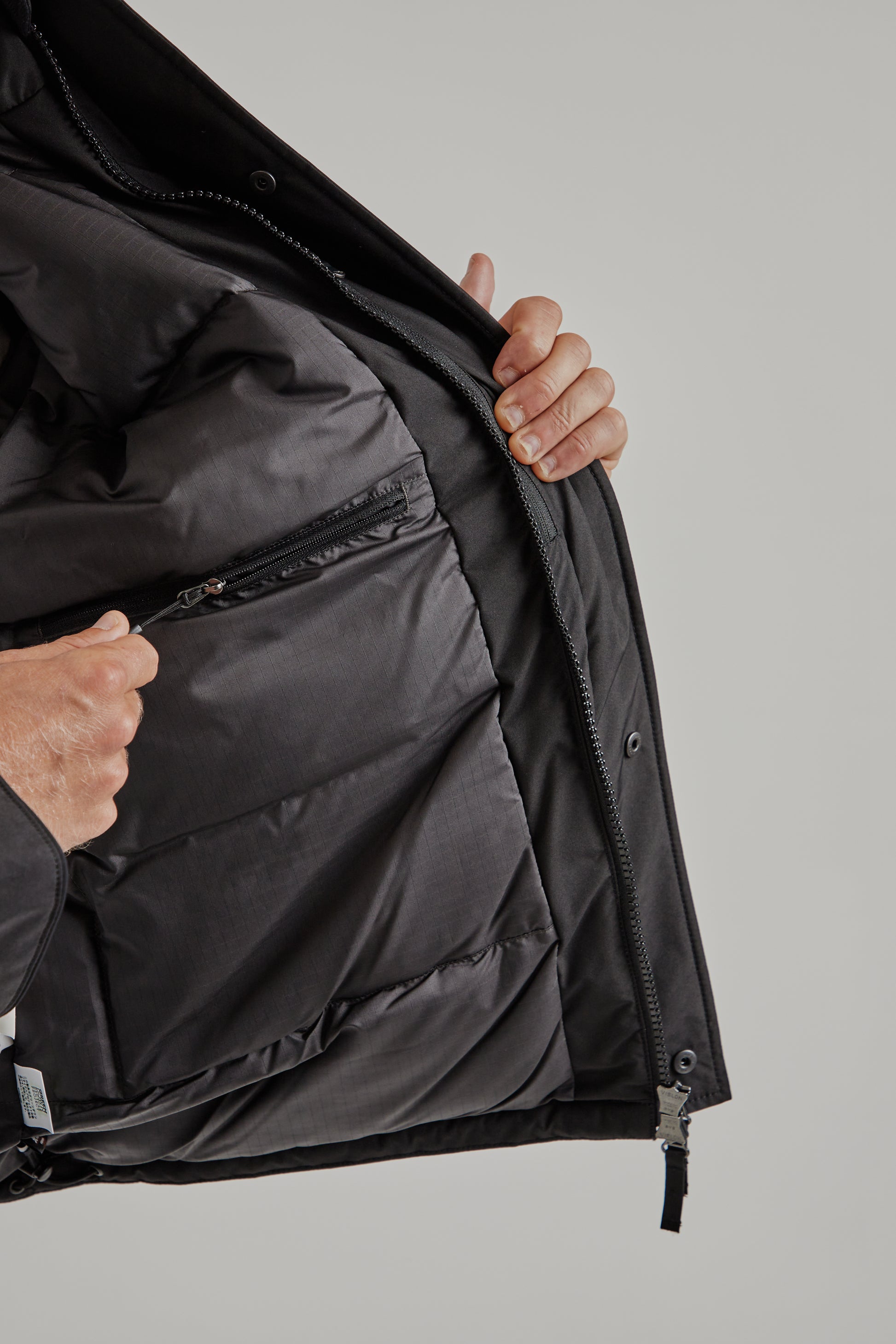 Nanamica FW25 Gore-Tex Short Down Jacket Black 14