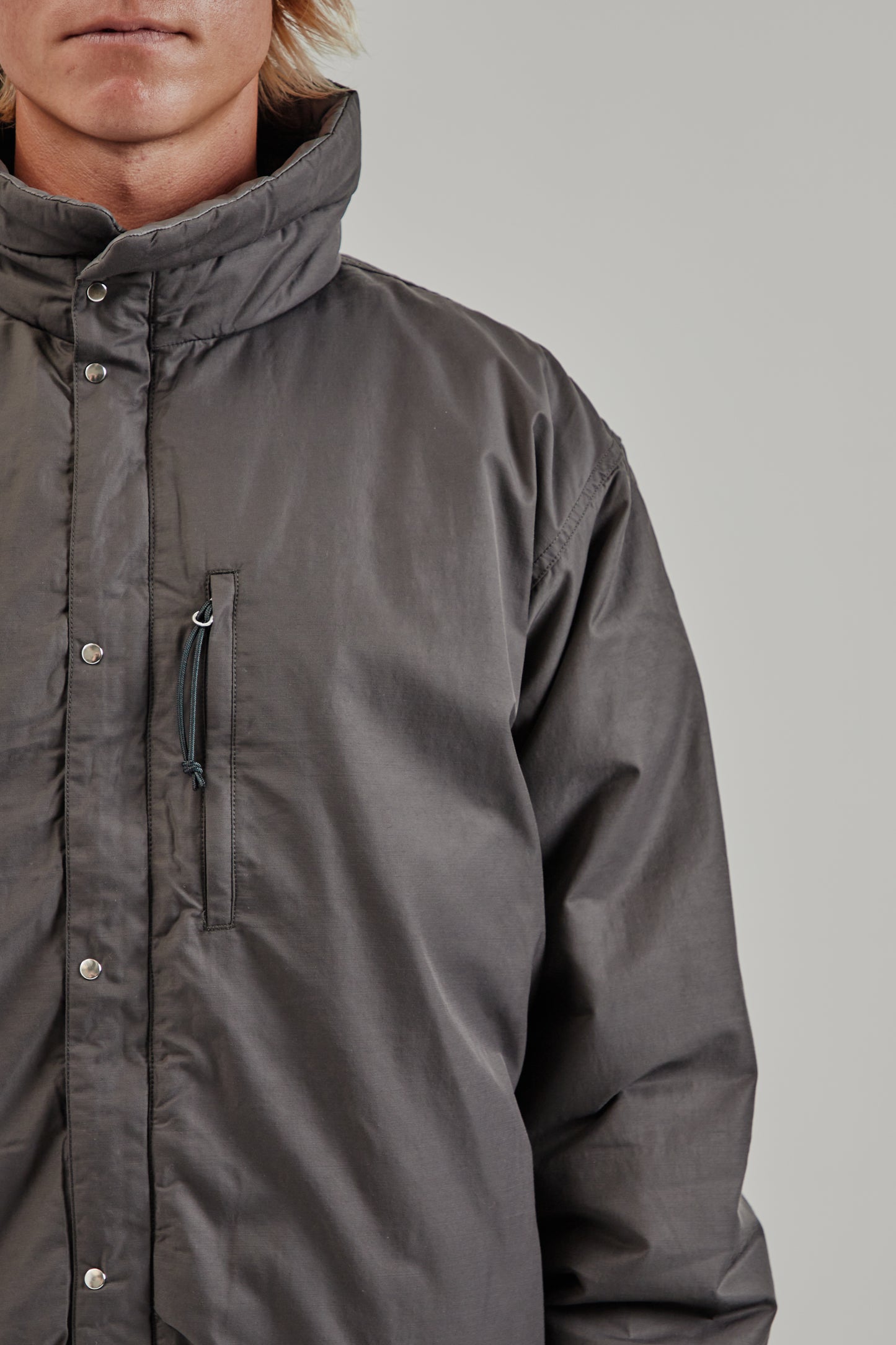 Nanamica FW25 Reversible Insulation Jacket Gray 4