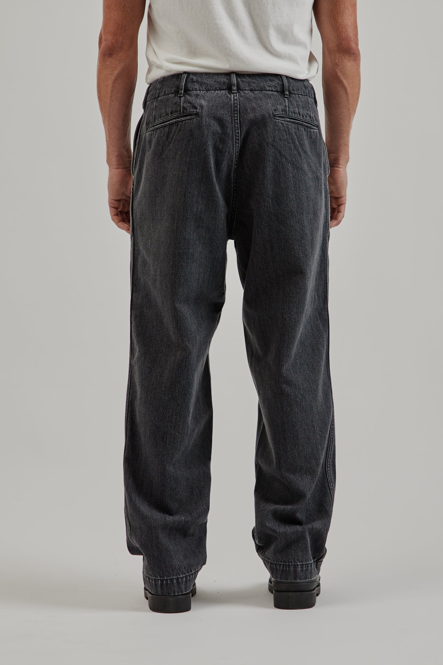Nanamica FW25 Wide Denim Pants Gray 7