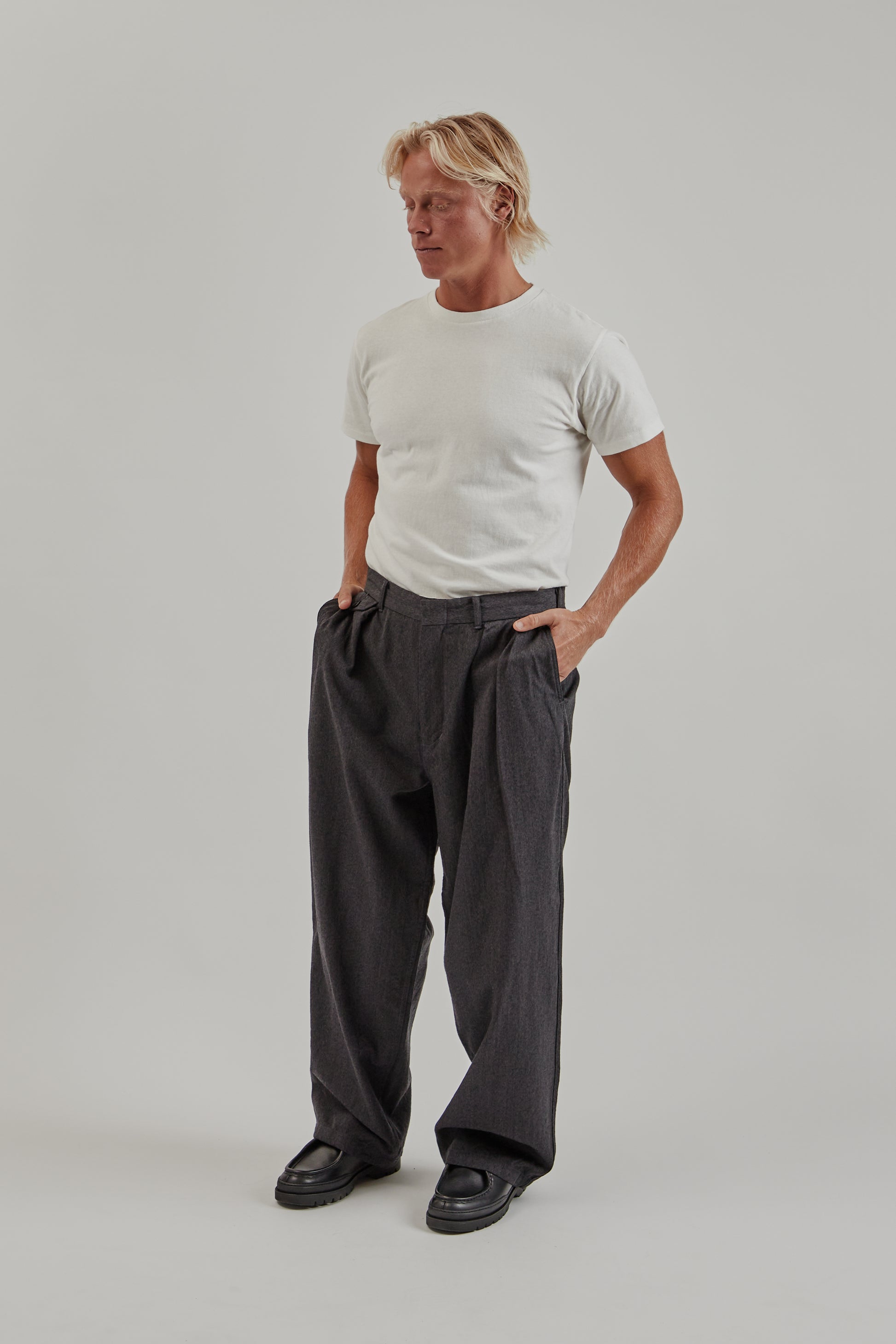 Nanamica FW25 Wool Gabardine Pleat Pants Charcoal 8