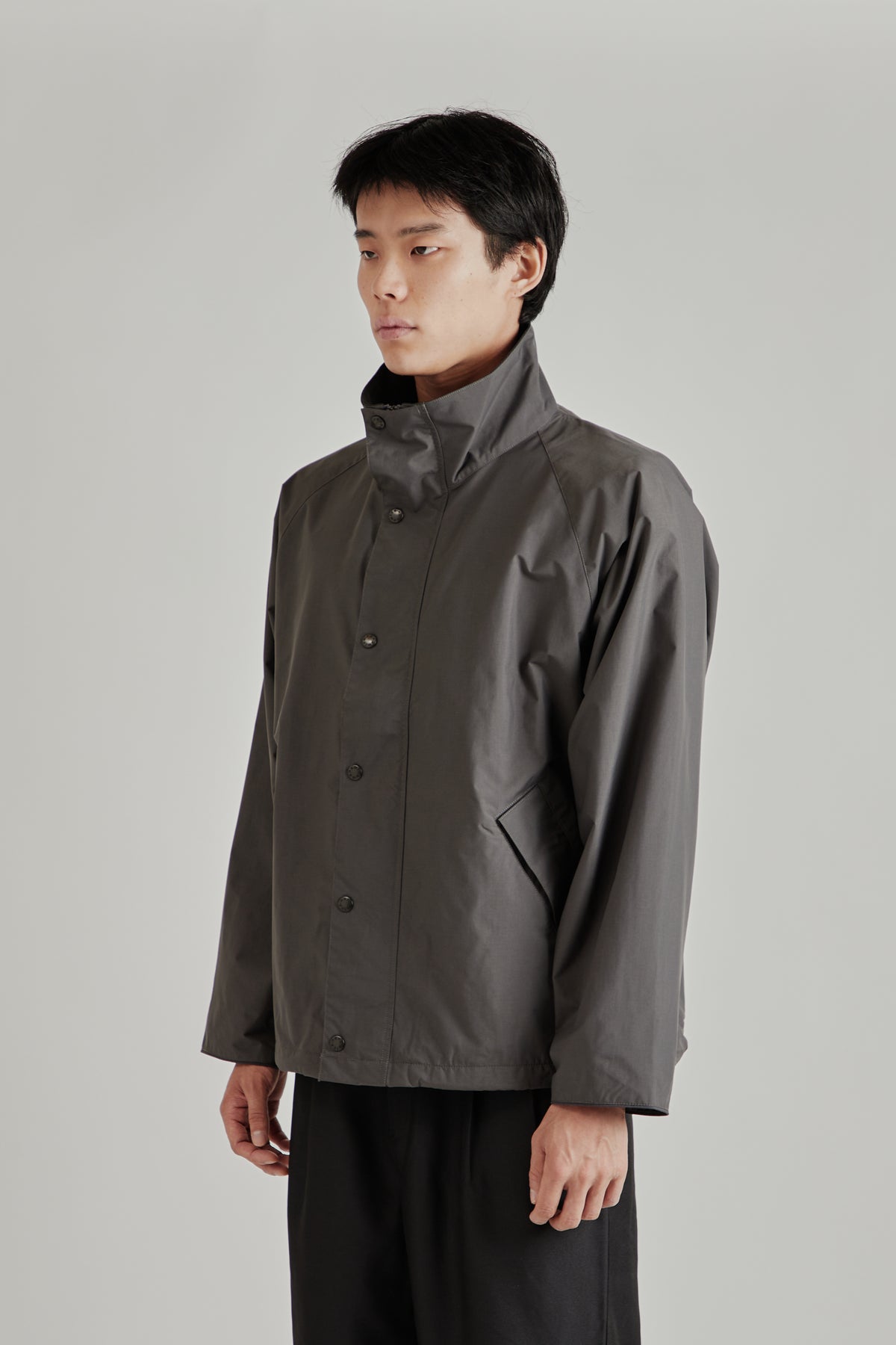 2L PERTEX UNLIMITED Field Short Jacket - Charcoal