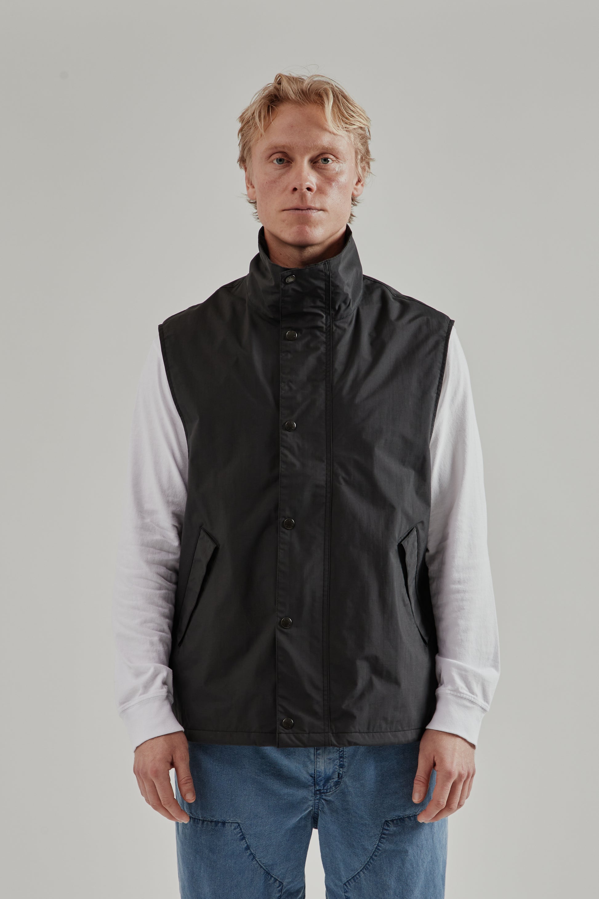 Nanamica SS26 2L Pertex Unlimited Field Vest Black 2