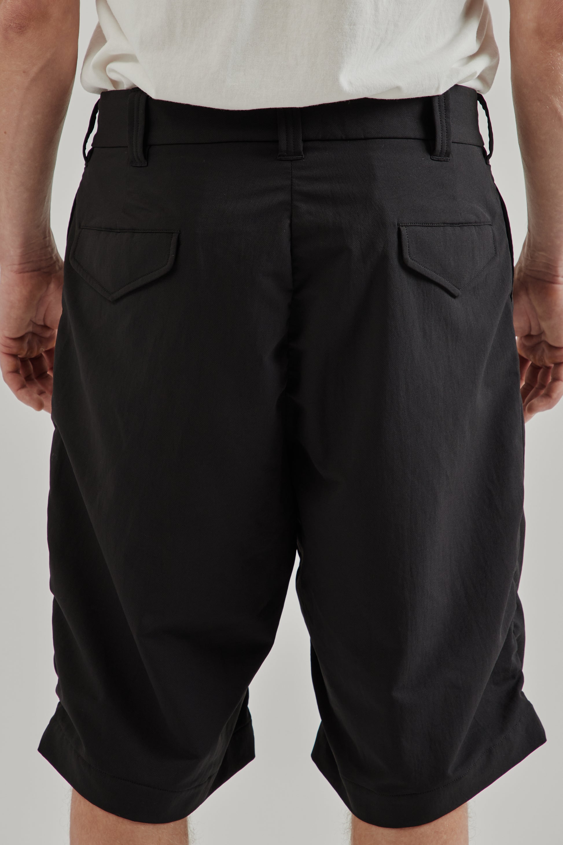 Nanamica SS26 Alphadry Double Pleat Shorts Black 5 1d563d77-2831-493c-91e5-7d8286df4201