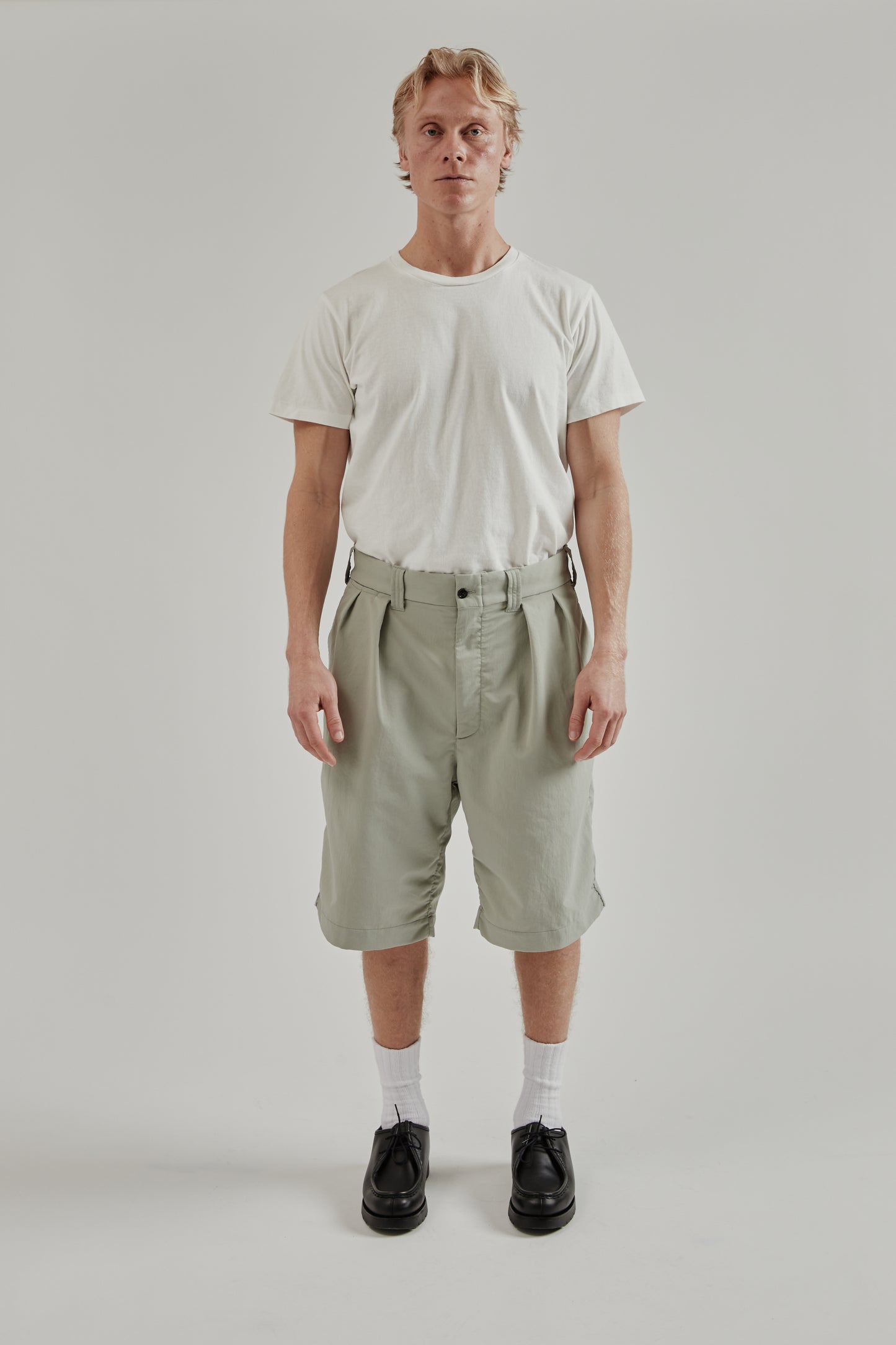 Nanamica SS26 Alphadry Double Pleat Shorts Light Khaki 1