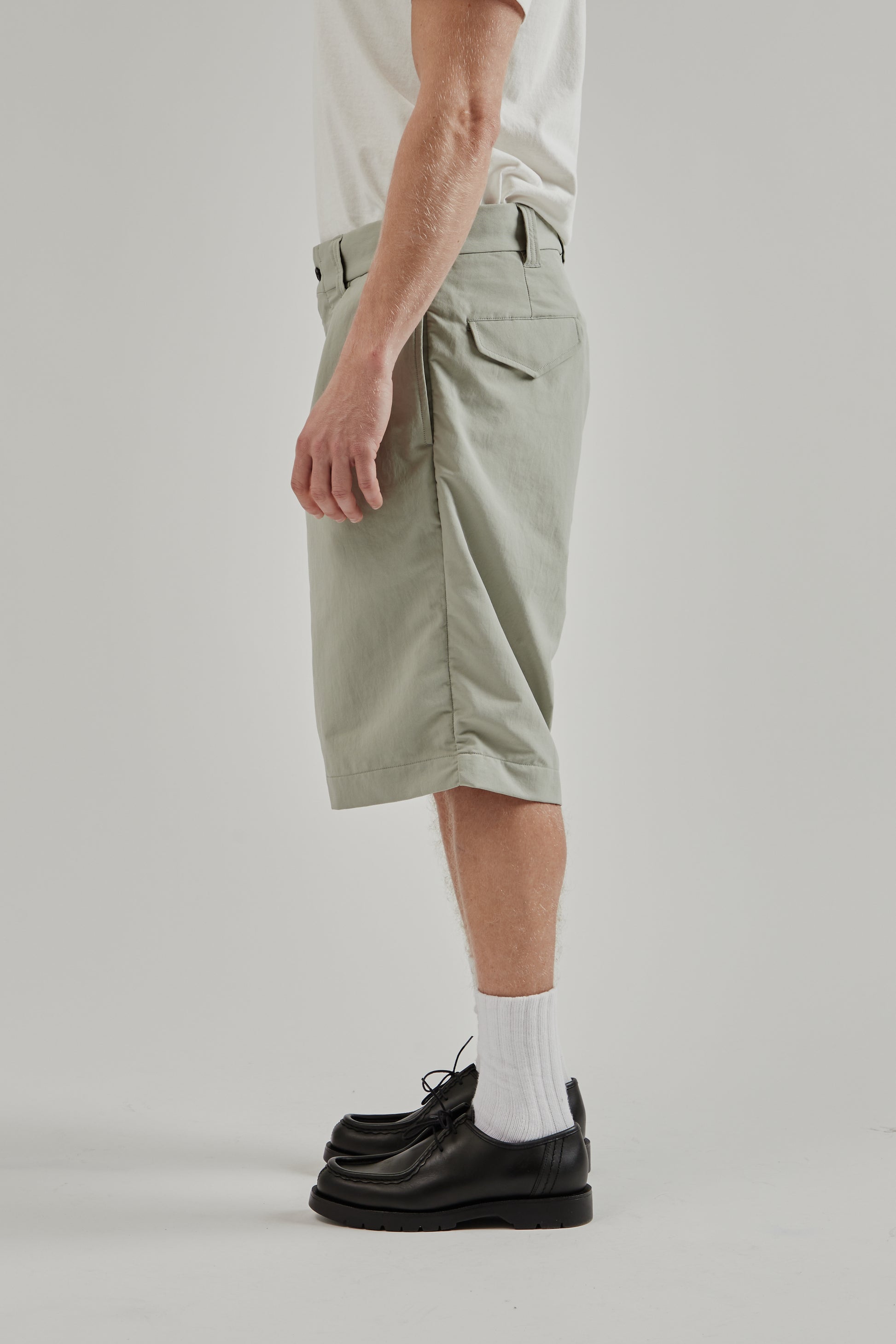 Nanamica SS26 Alphadry Double Pleat Shorts Light Khaki 3