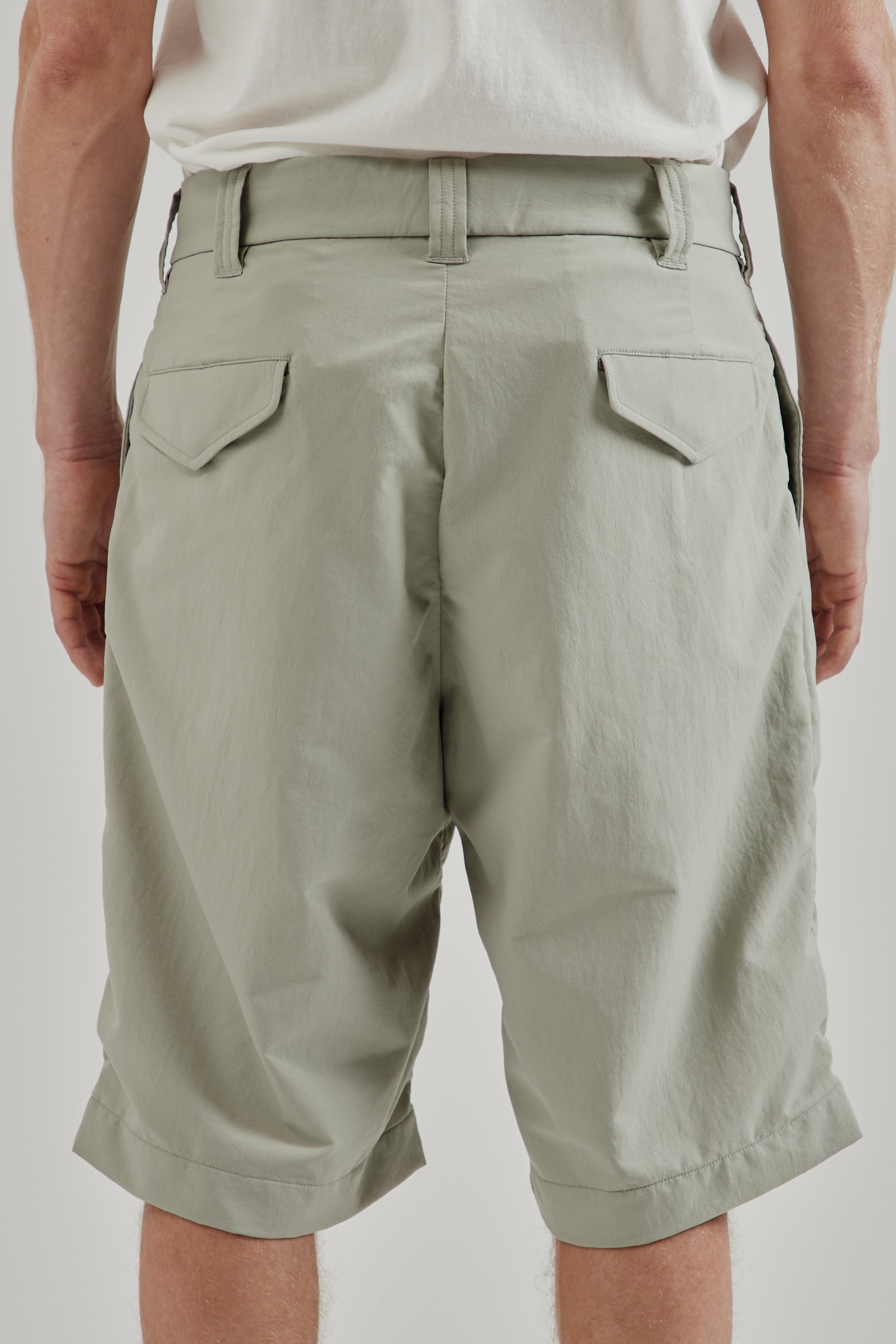 Nanamica SS26 Alphadry Double Pleat Shorts Light Khaki 5