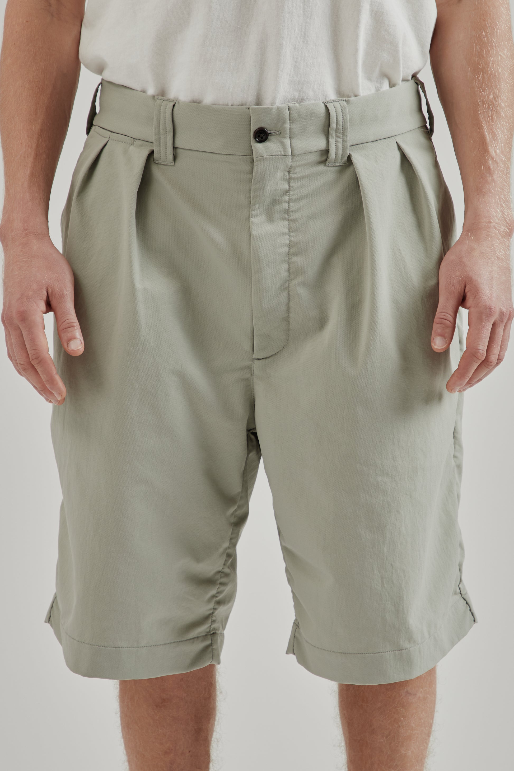 Nanamica SS26 Alphadry Double Pleat Shorts Light Khaki 6