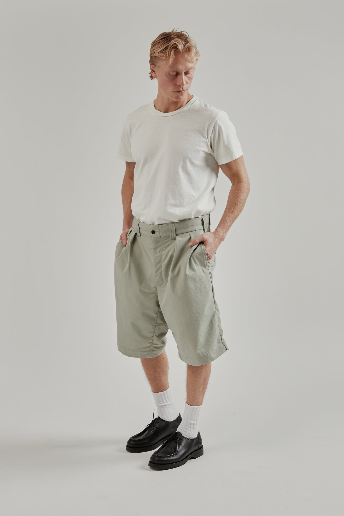 Nanamica SS26 Alphadry Double Pleat Shorts Light Khaki 8