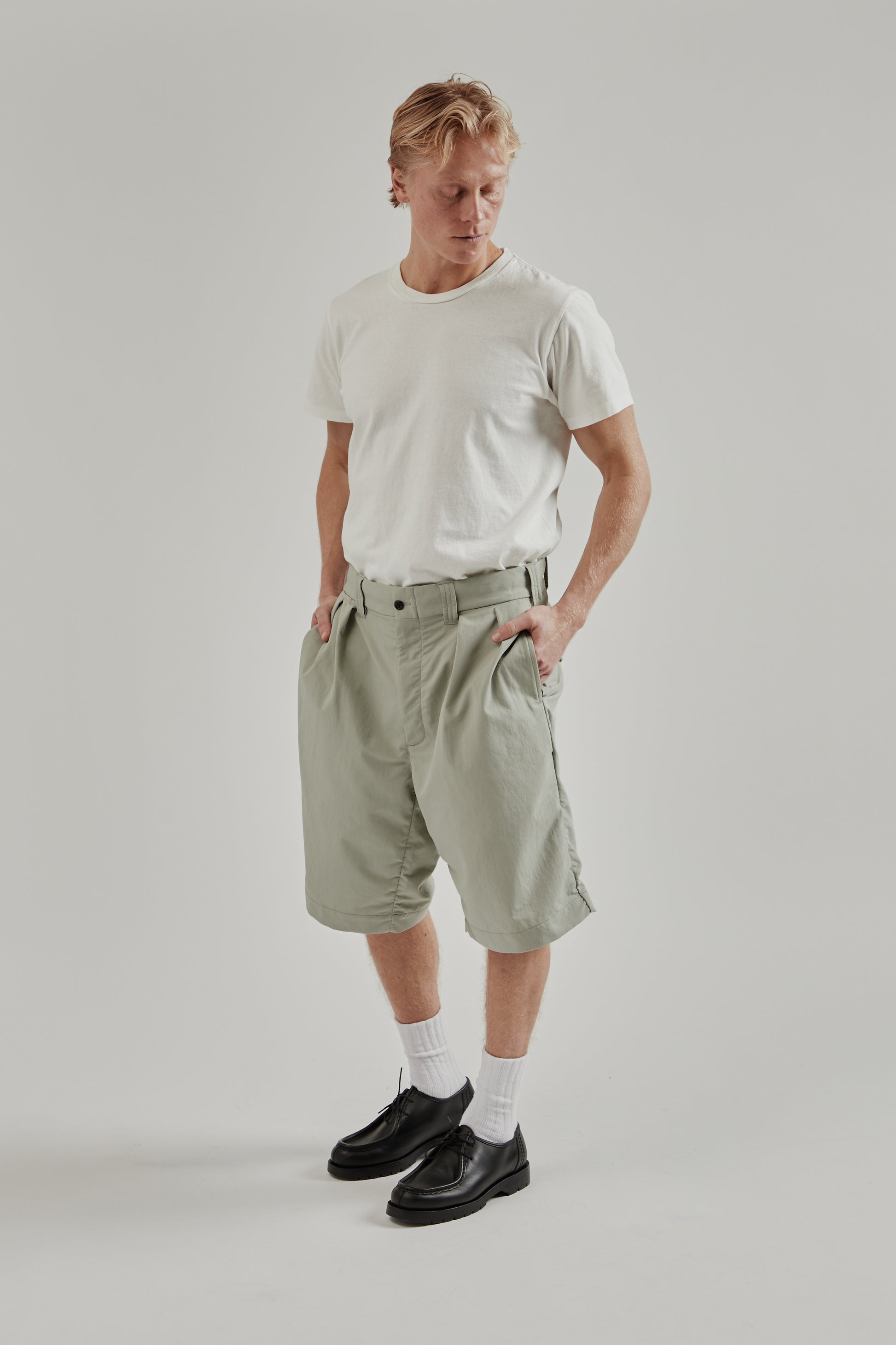 Nanamica SS26 Alphadry Double Pleat Shorts Light Khaki 8