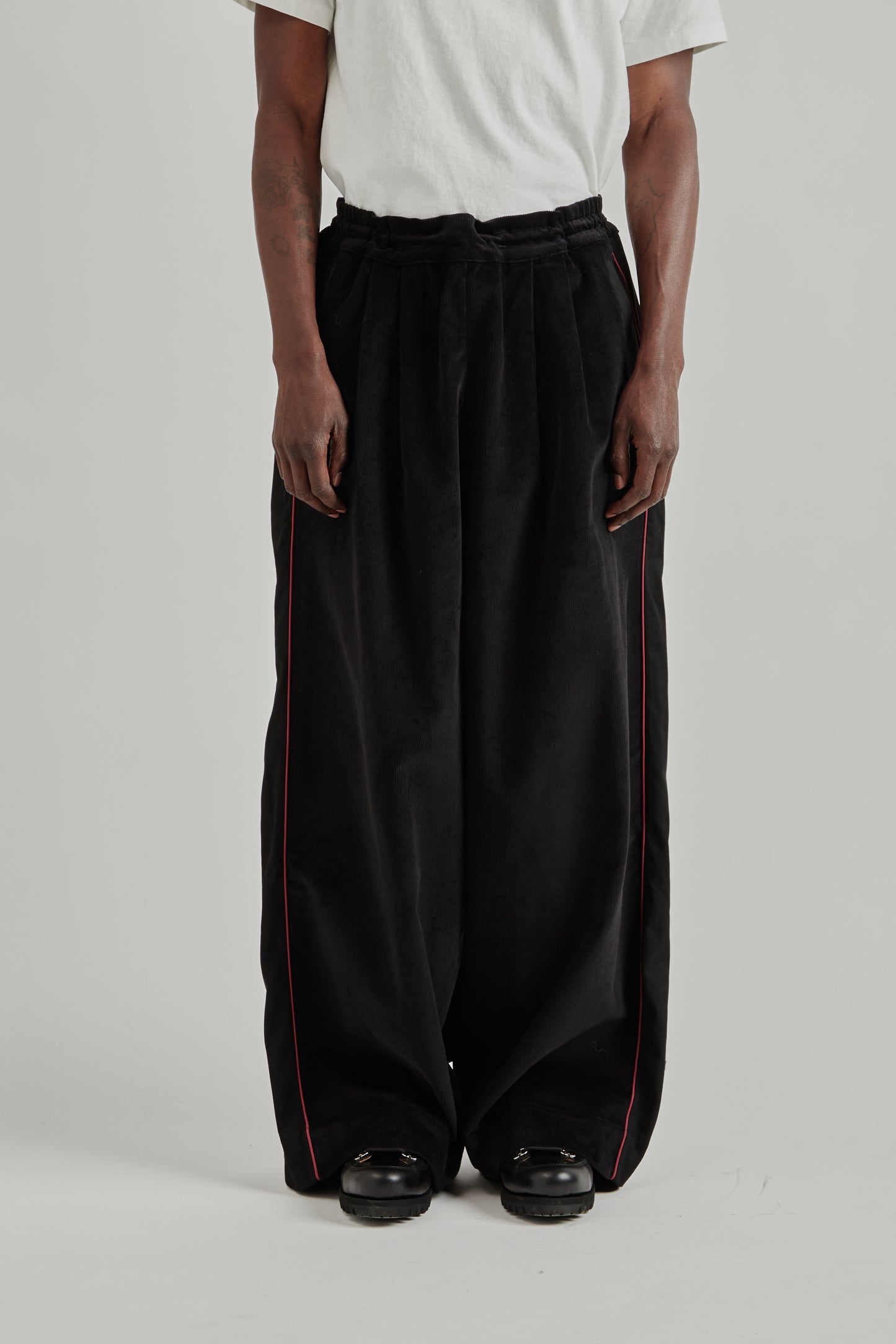 Pleated Track Pants - Black