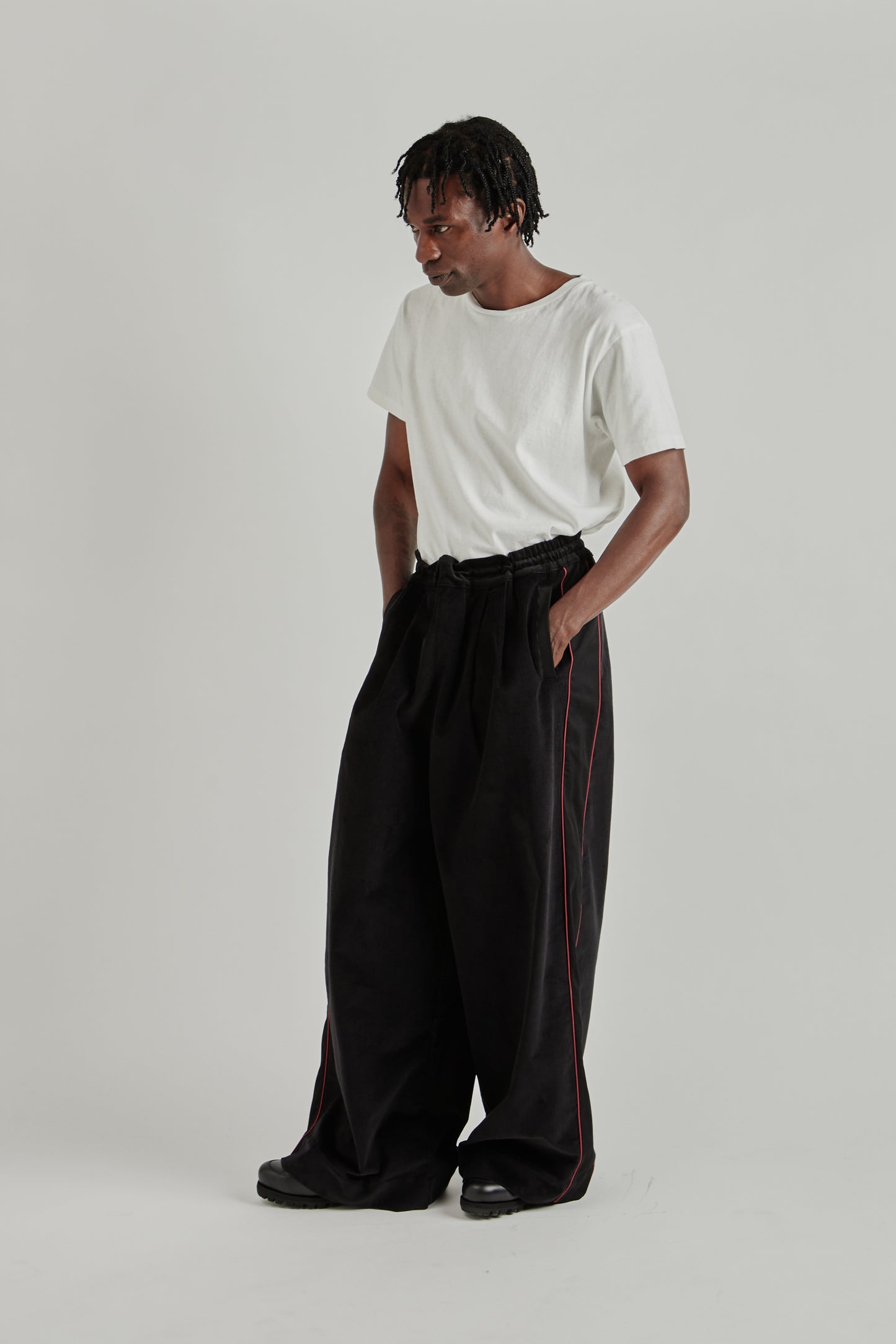 Pleated Track Pants - Black