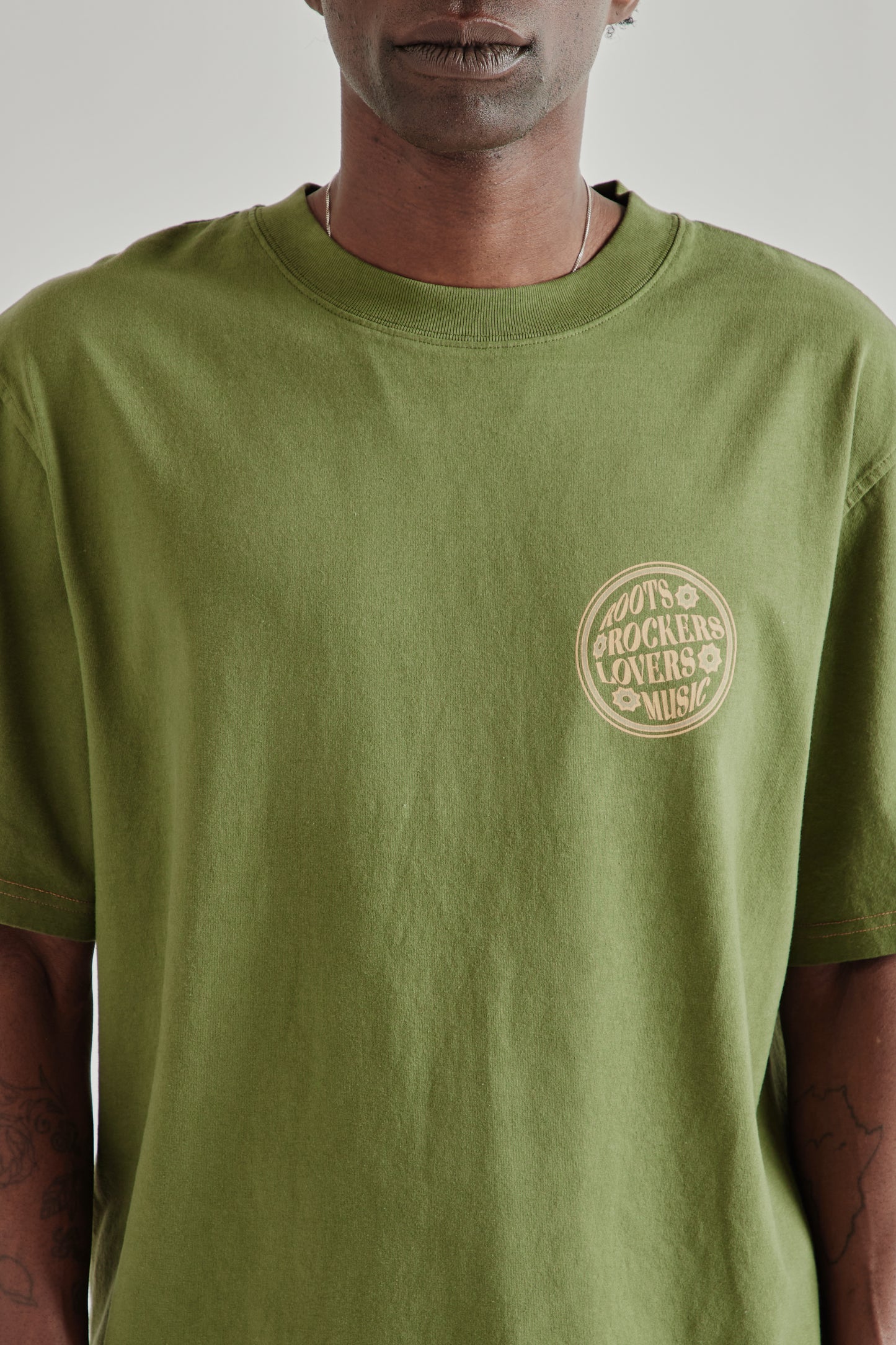 Poster Tee - Olive