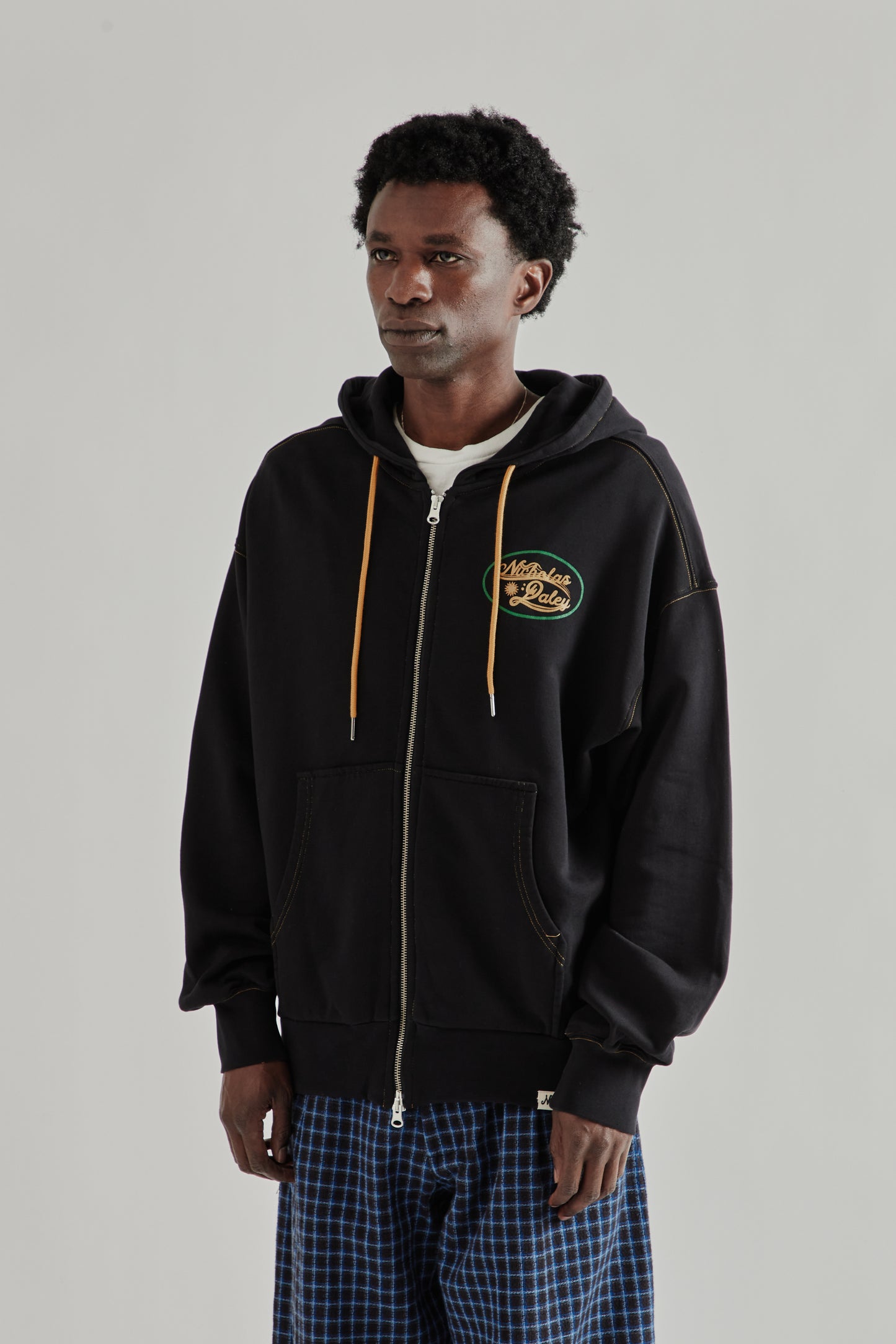 Roots Zip Up Hoodie - Black