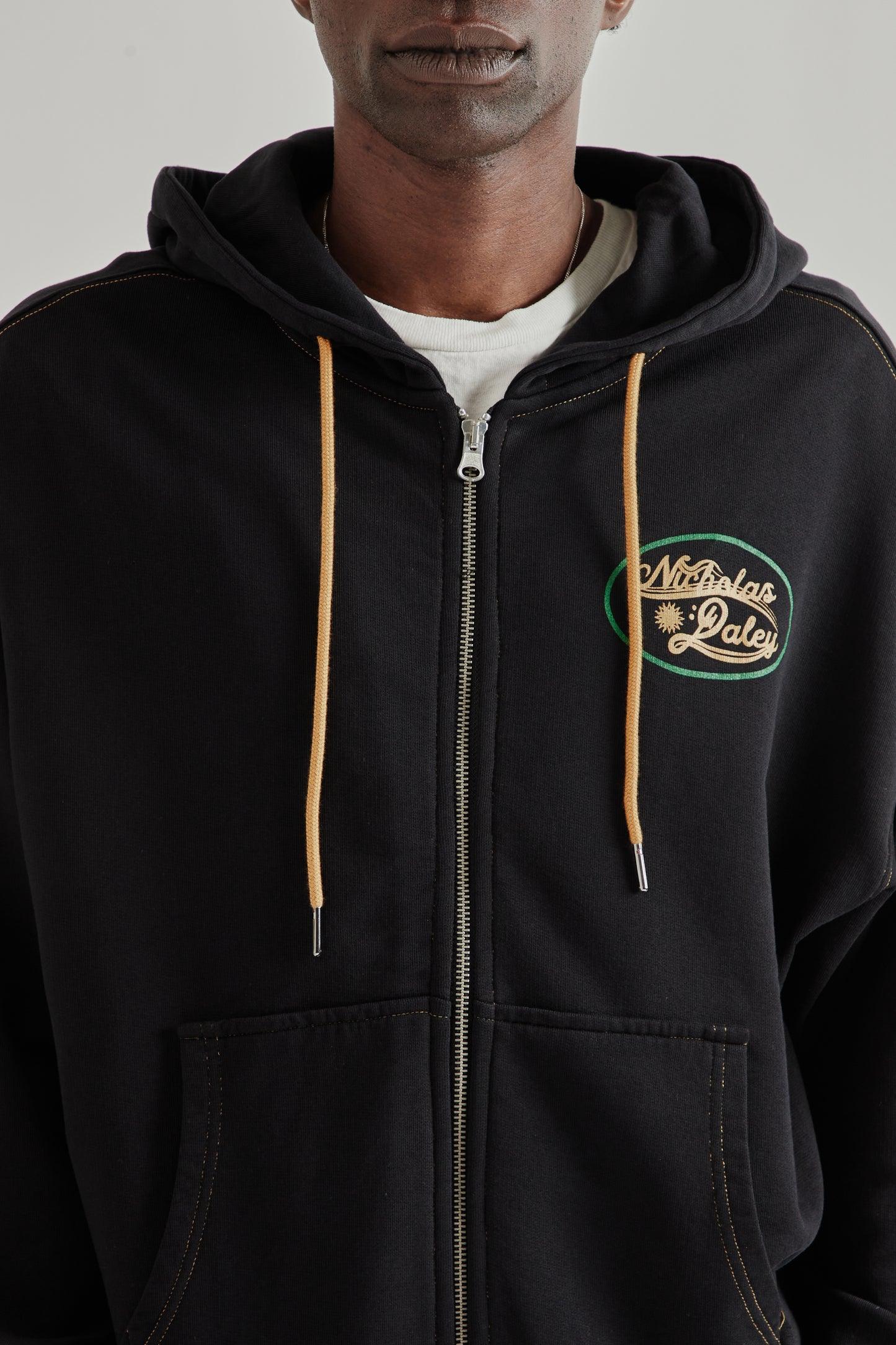 Roots Zip Up Hoodie - Black