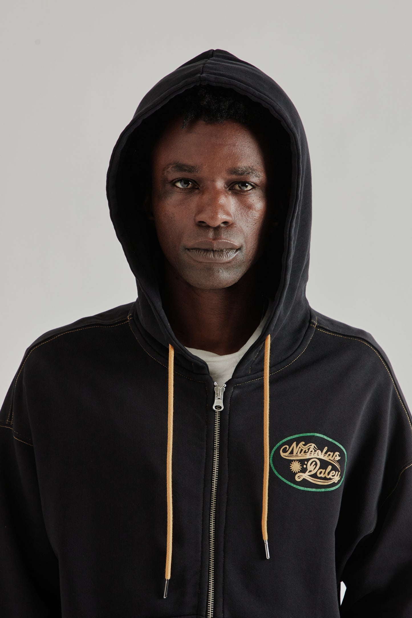 Roots Zip Up Hoodie - Black