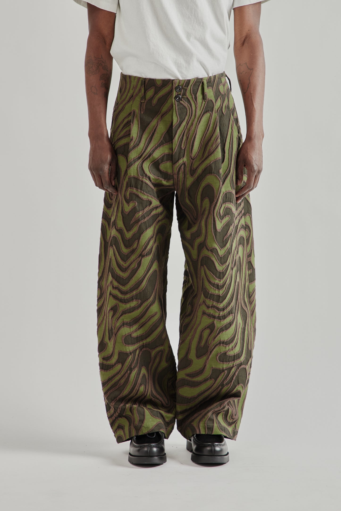 Wide Leg Pleated Trouser - Olive
