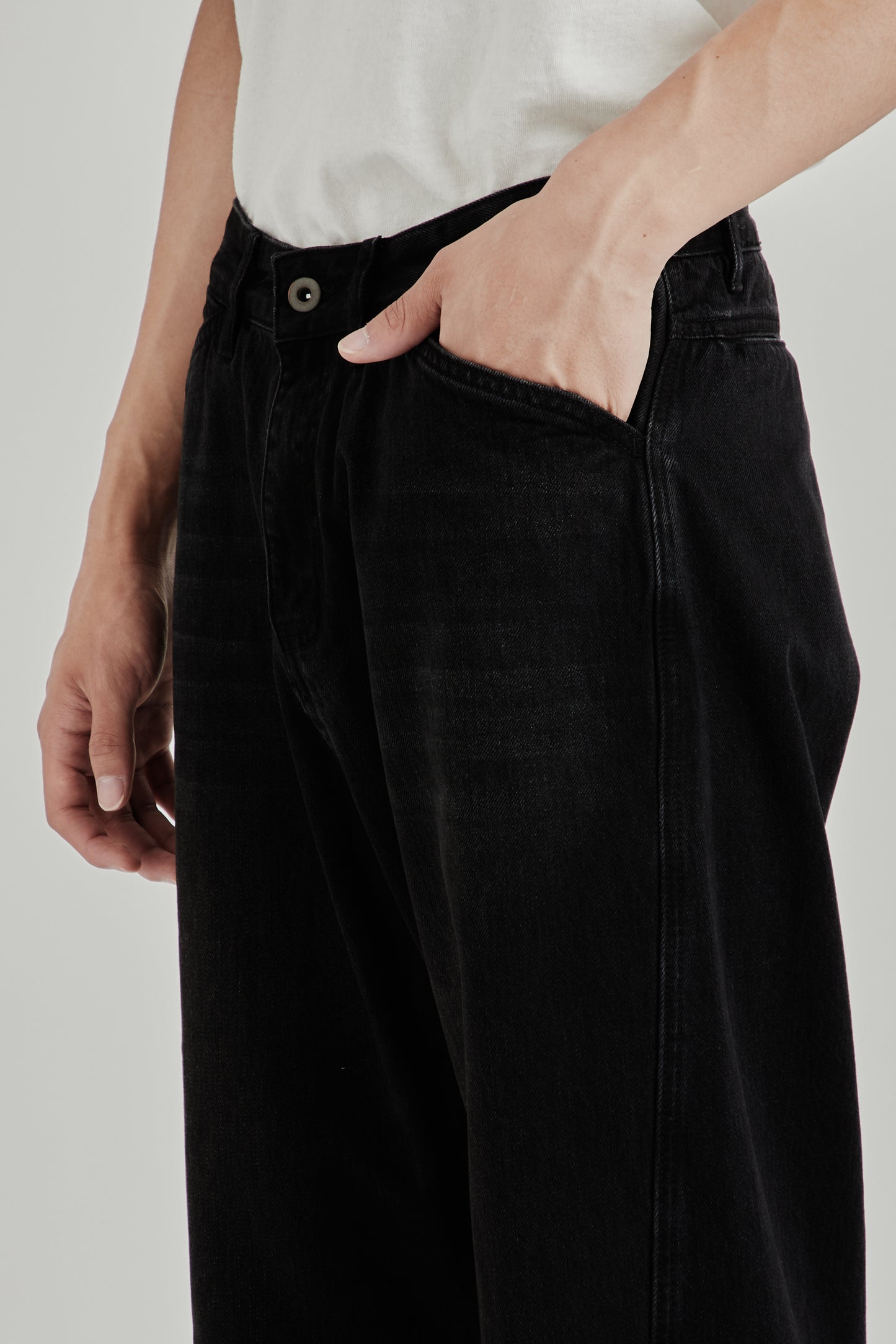 Twisted Denim - Washed Black
