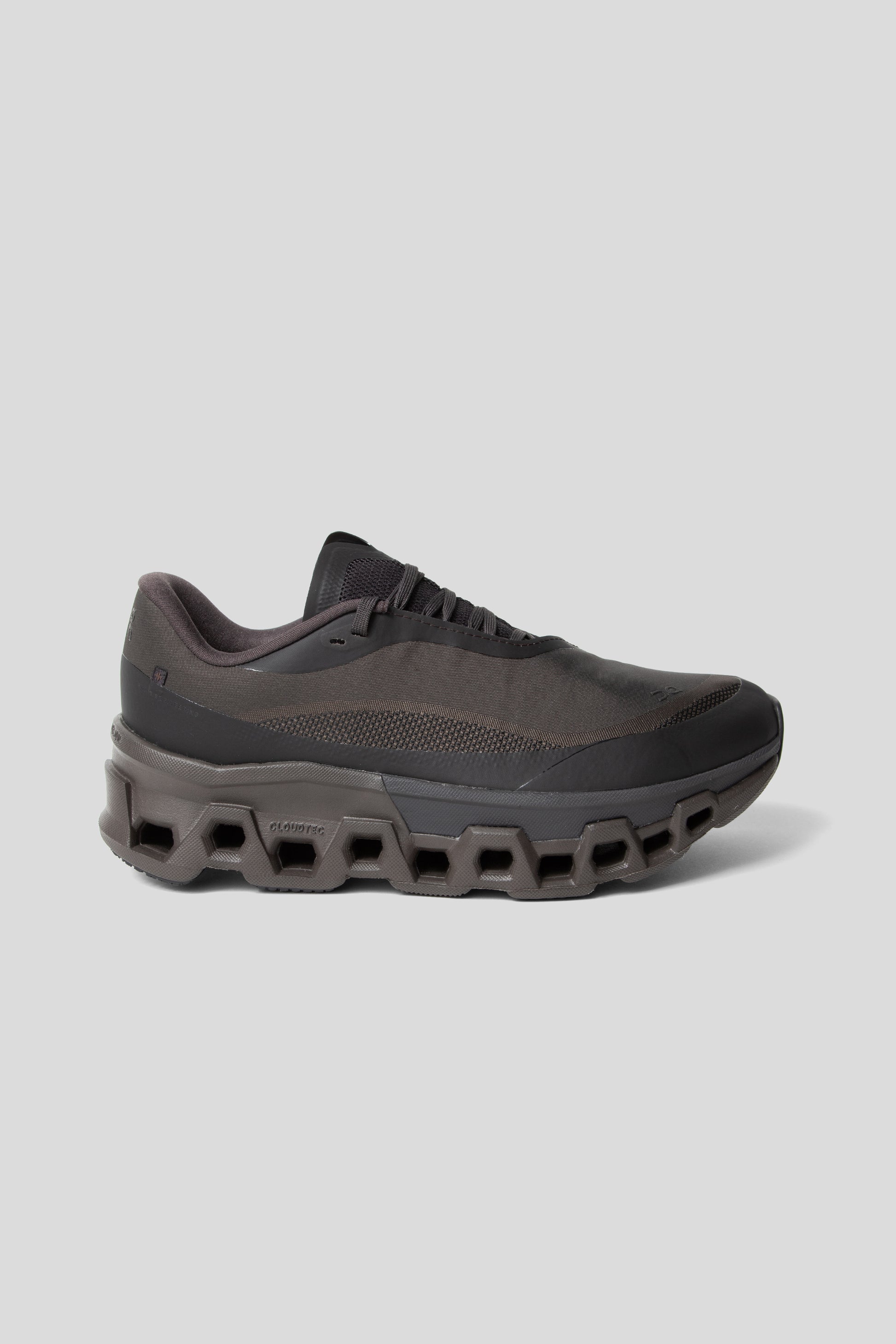 On Running SS25 Cloudmonsters 2 PAF Thorn Brown 01